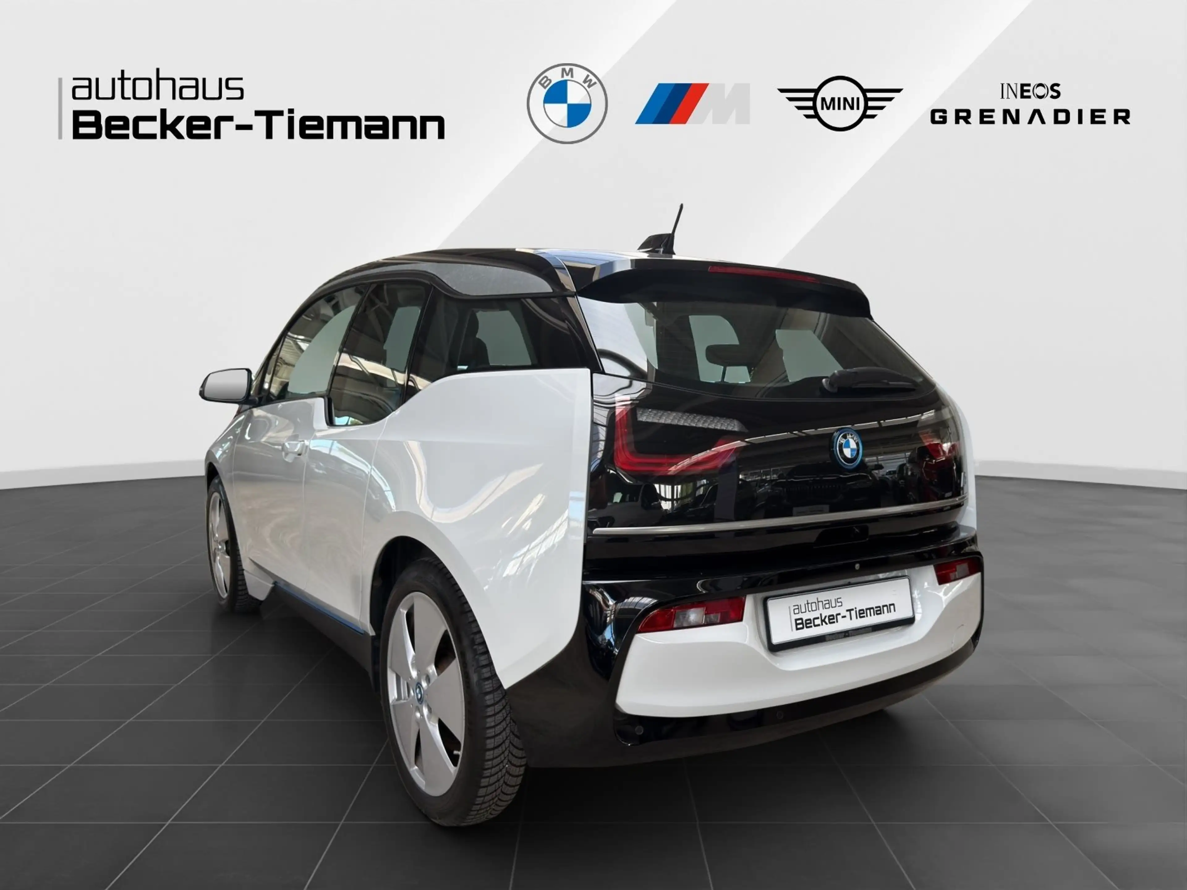 BMW i3 120Ah Navi/PDC/Kamera/Parkassi. — photo 4