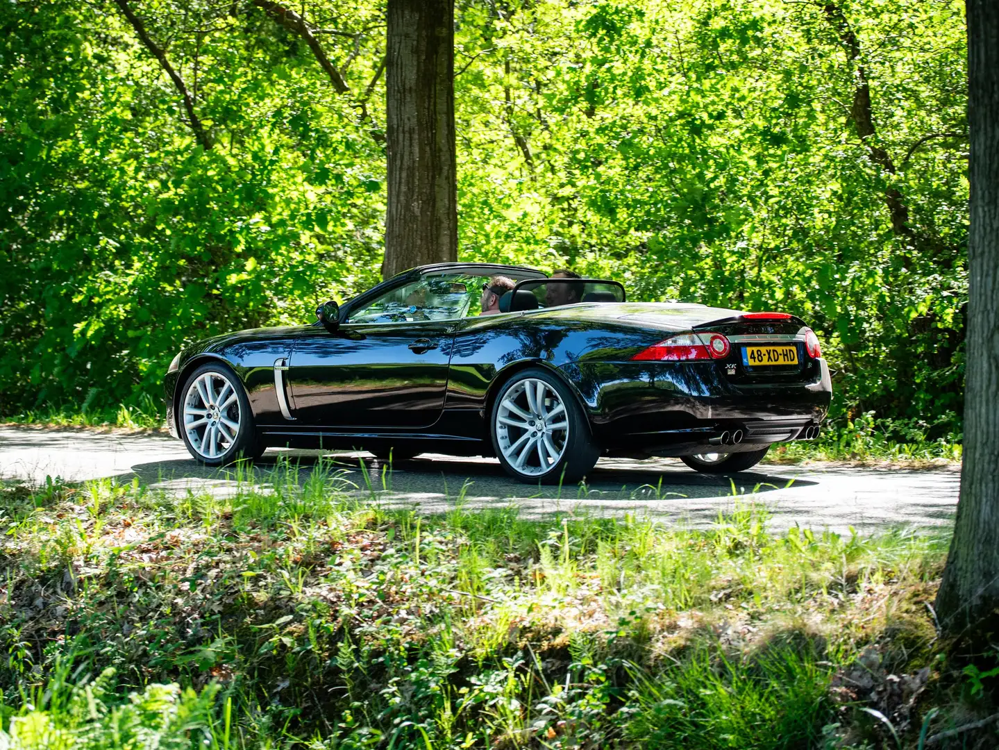 Jaguar XKR Zwart - 2