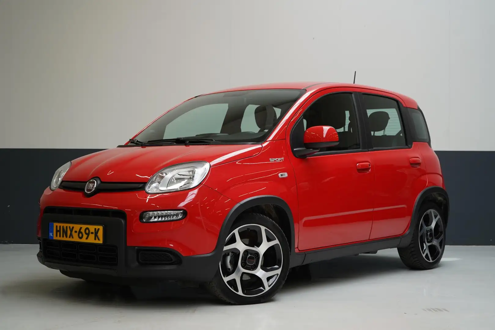Fiat Panda 1.0 Hybrid Sport | Airconditioning | Hoge instap | Rot - 1