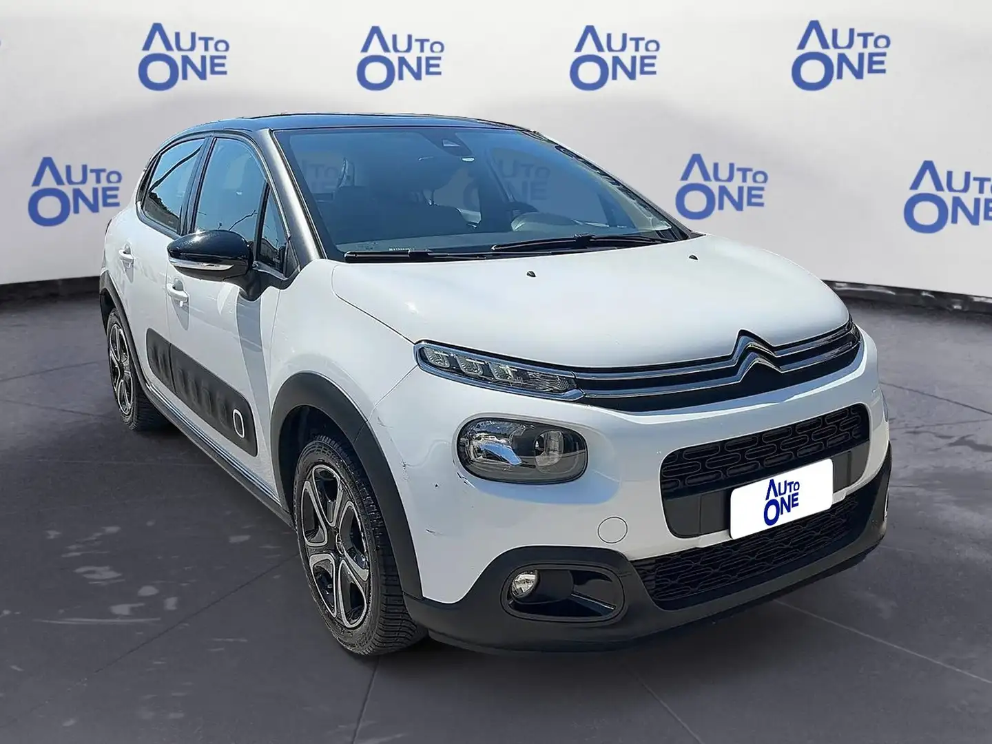 Citroen C3 C3 PureTech 83Cv Shine - autoone.it Blanc - 1