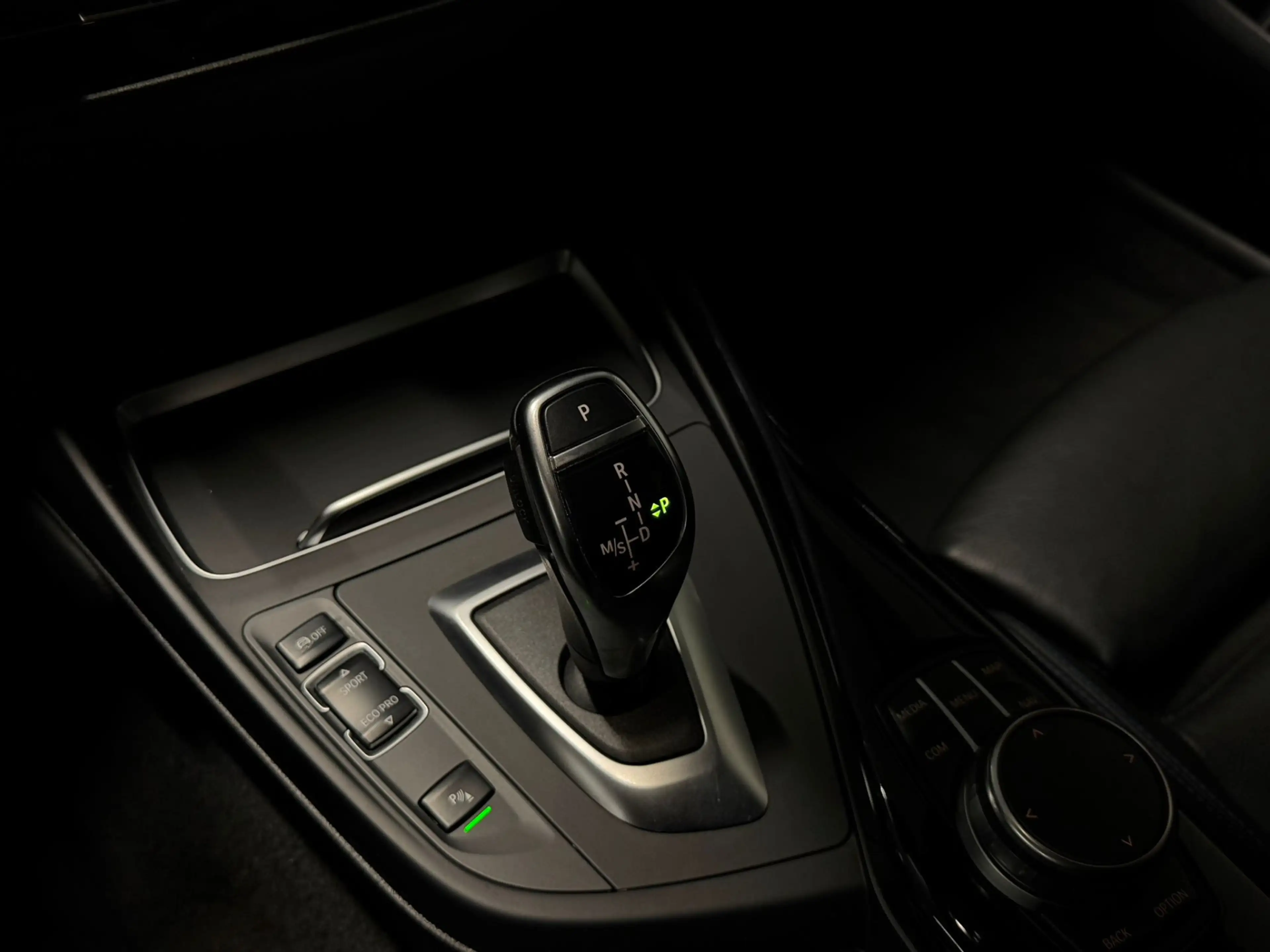 BMW 140 1-serie M140i Special Edition Dealer Onderhouden — photo 17
