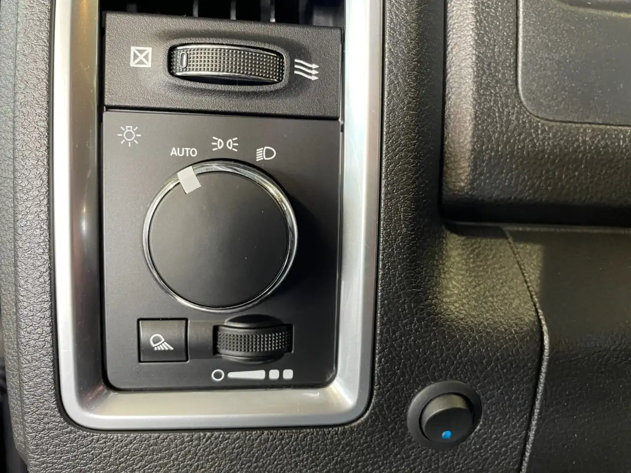 RAM 1500 photo RAM 1500