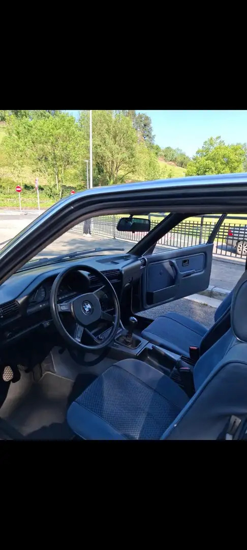 BMW 320 320i Gris - 2