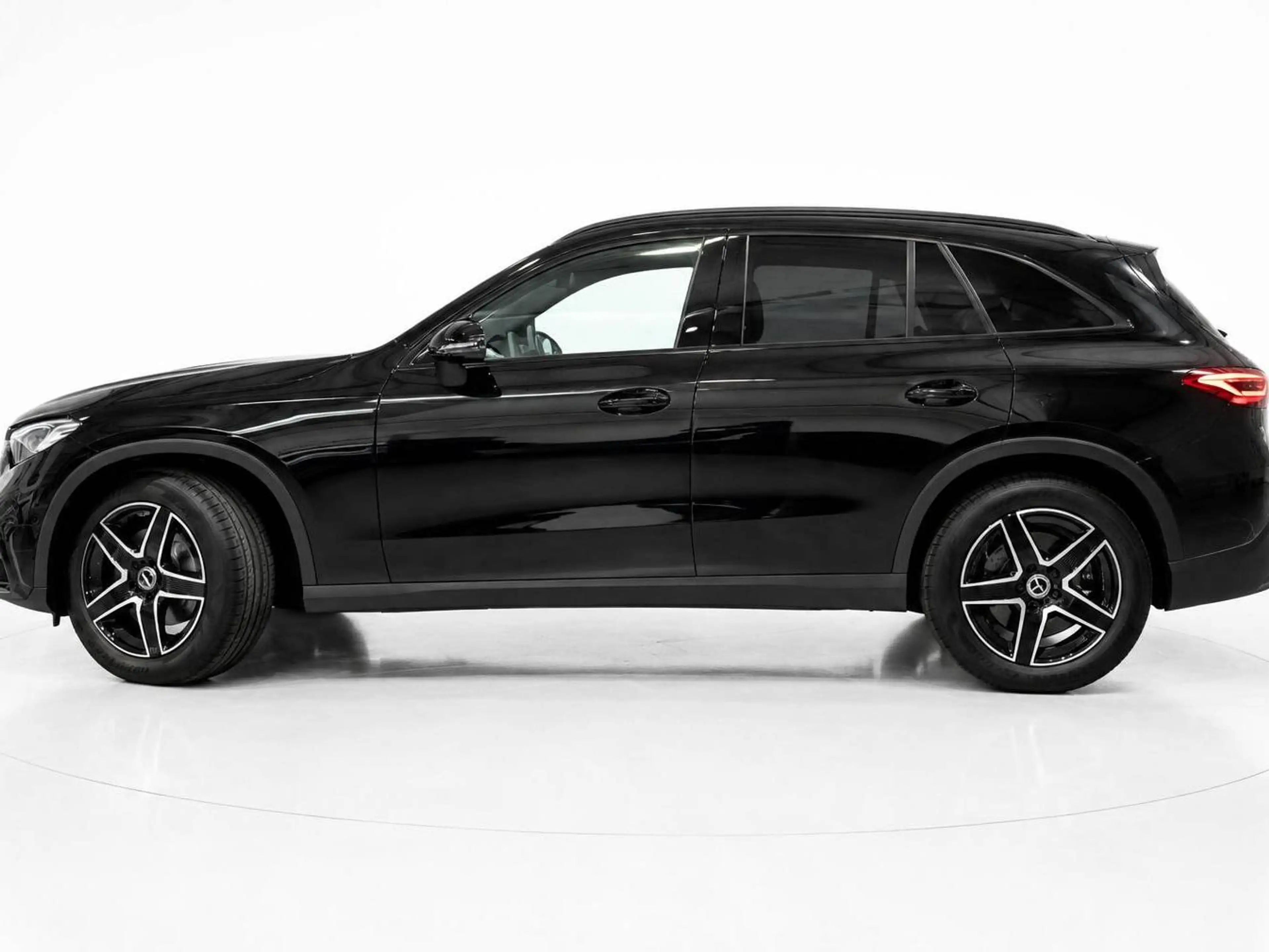 Mercedes-Benz GLC 200 GLC 200 AMG Line AMG Line met panoramisch open dak — photo 2