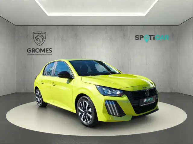 Peugeot 208 main image