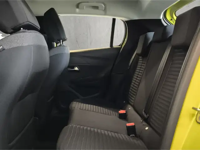 Peugeot 208 view 8