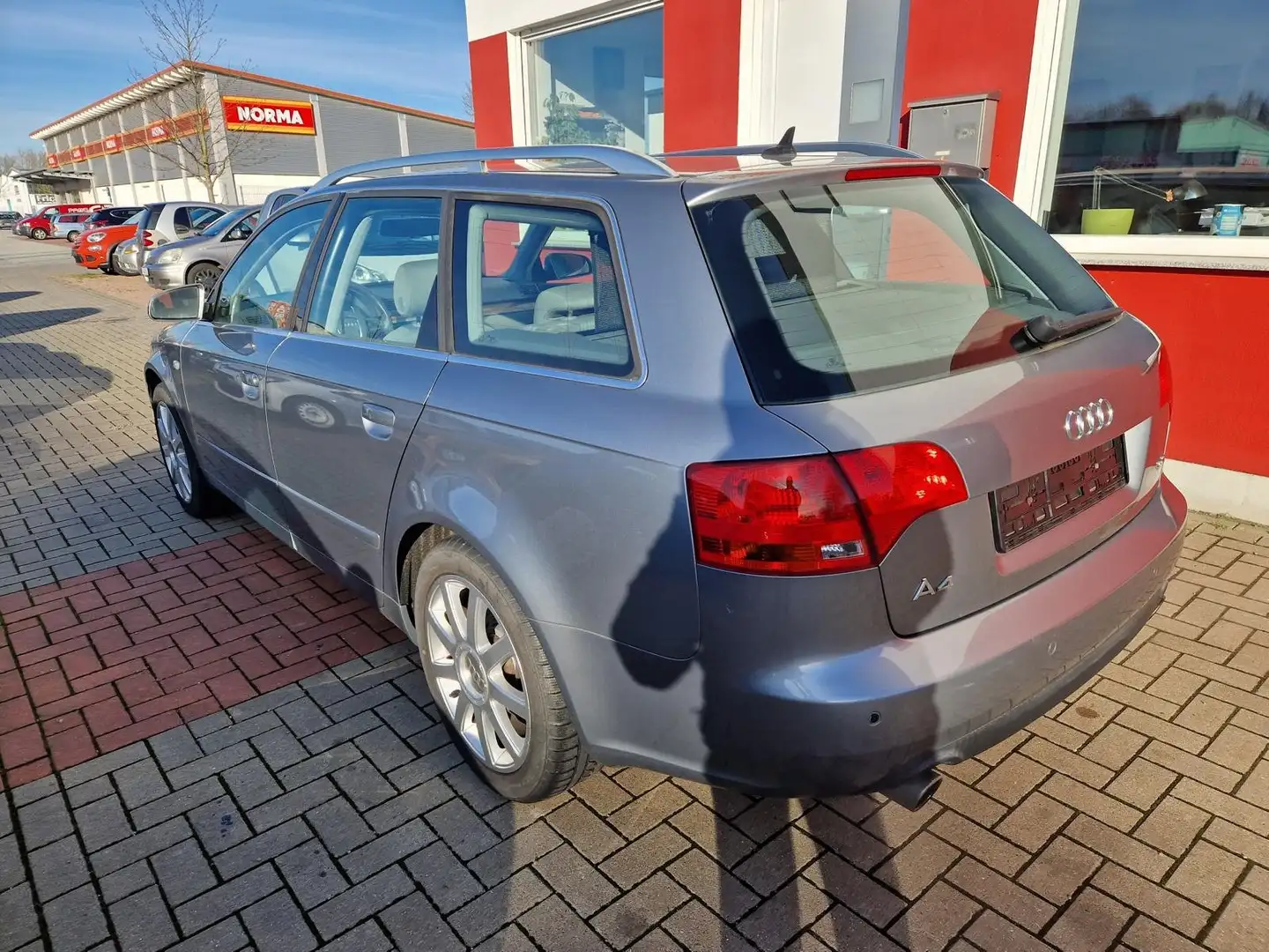 Audi A4 3.2 Automatik, Navi, Xenon, Sitzheizung, TÜV siva - 2