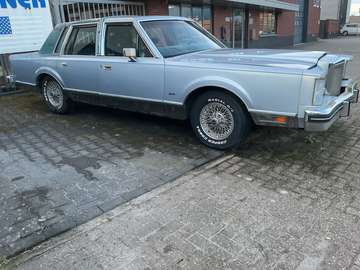 Sedan