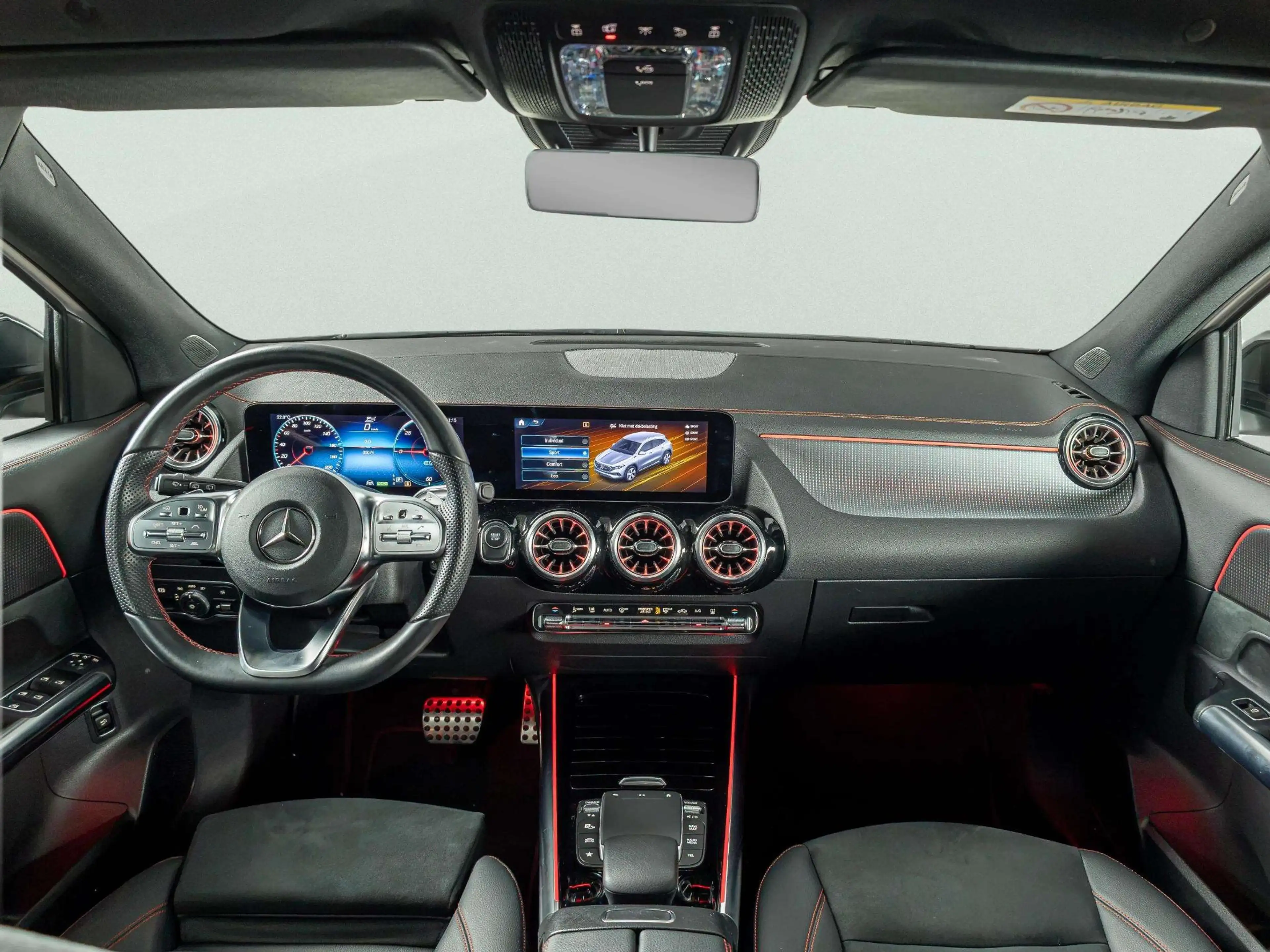 Mercedes-Benz EQA 250 AMG Line 67 kWh | Trekhaak — photo 3