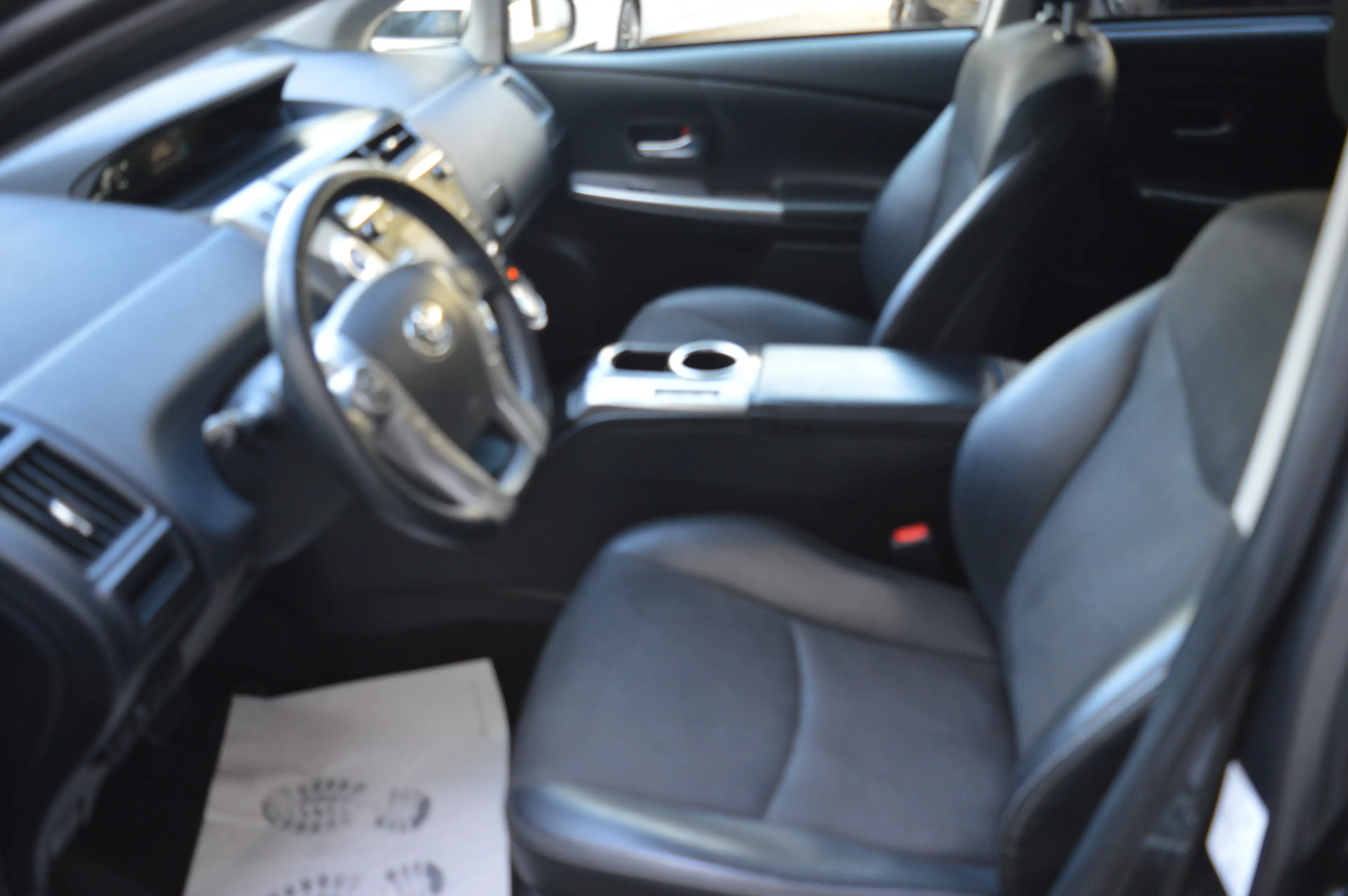 Toyota Prius+ Executive*7Sitzer*Rückfahrkamera*Leder*Navi* — photo 11