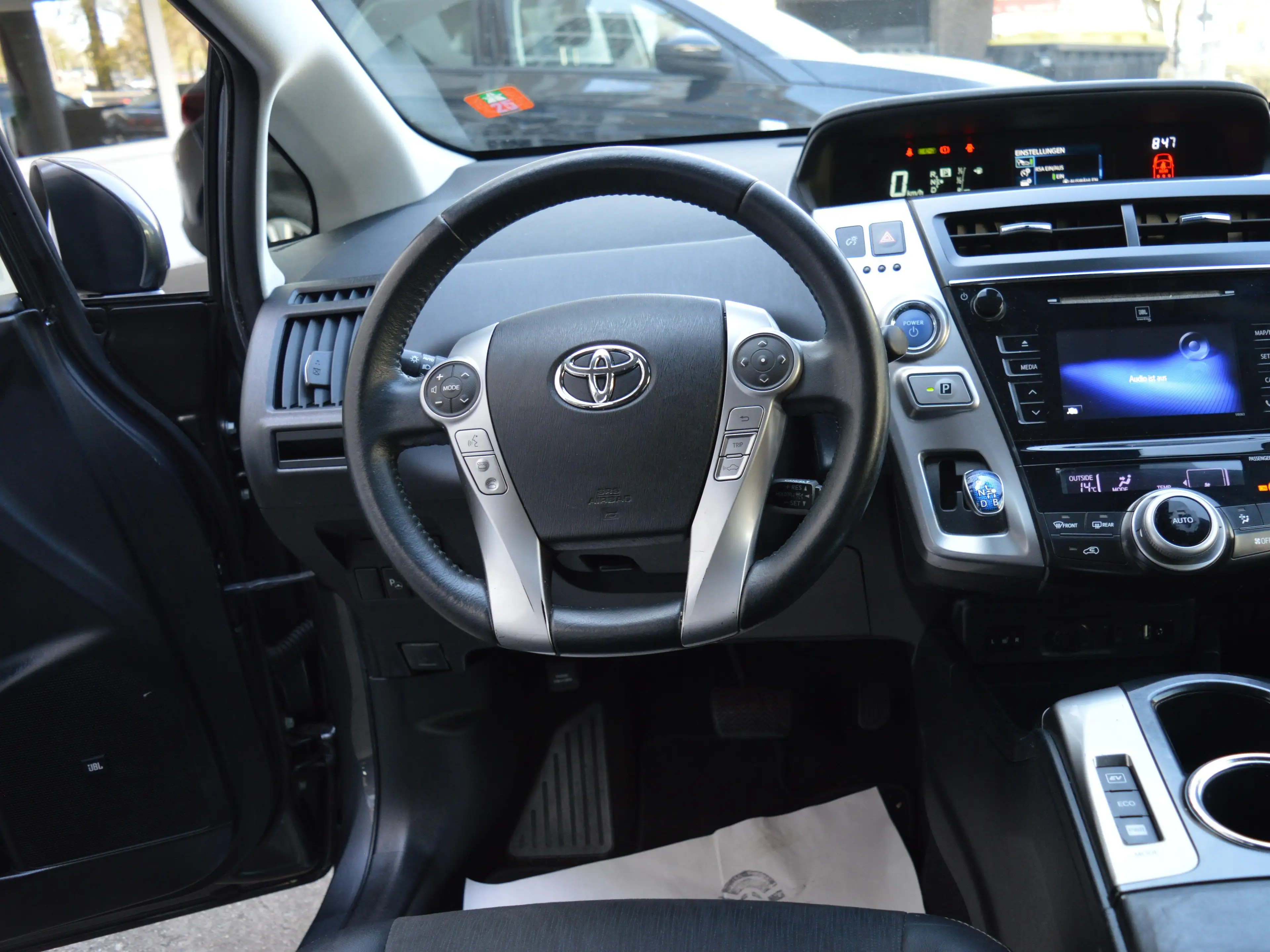 Toyota Prius+ Executive*7Sitzer*Rückfahrkamera*Leder*Navi* — photo 10