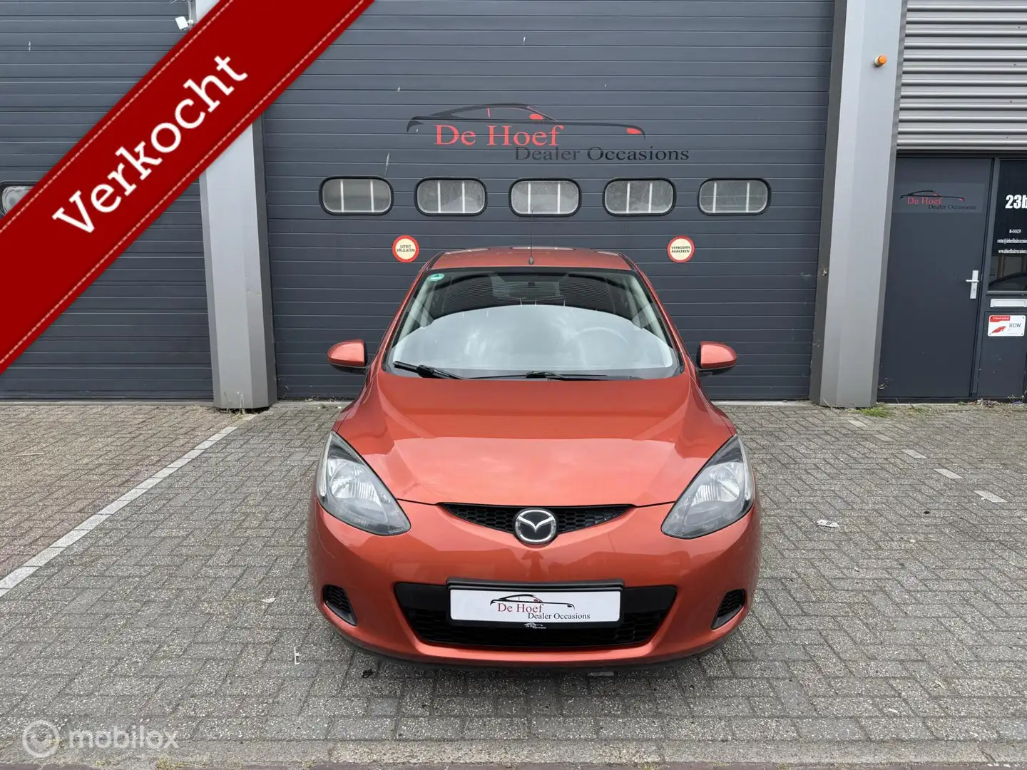 Mazda 2 1.3 TS Plus✓Airco ✓Nieuwe APK Oranje - 2