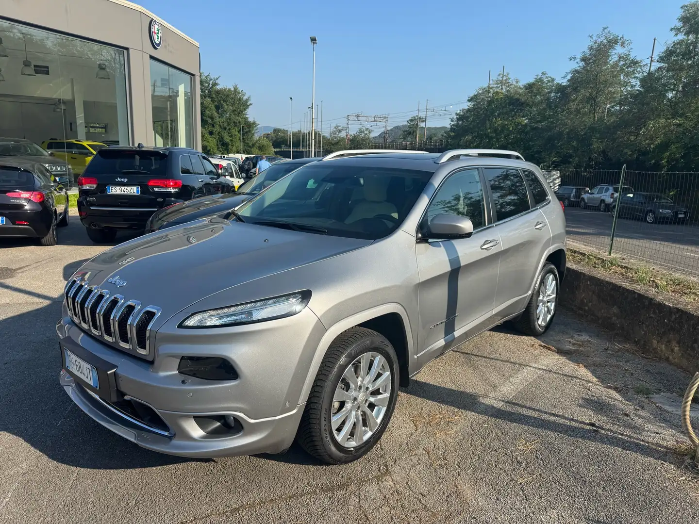 Jeep Cherokee 2.2 mjt II Overland 4wd active drive I 200cv auto Grigio - 1