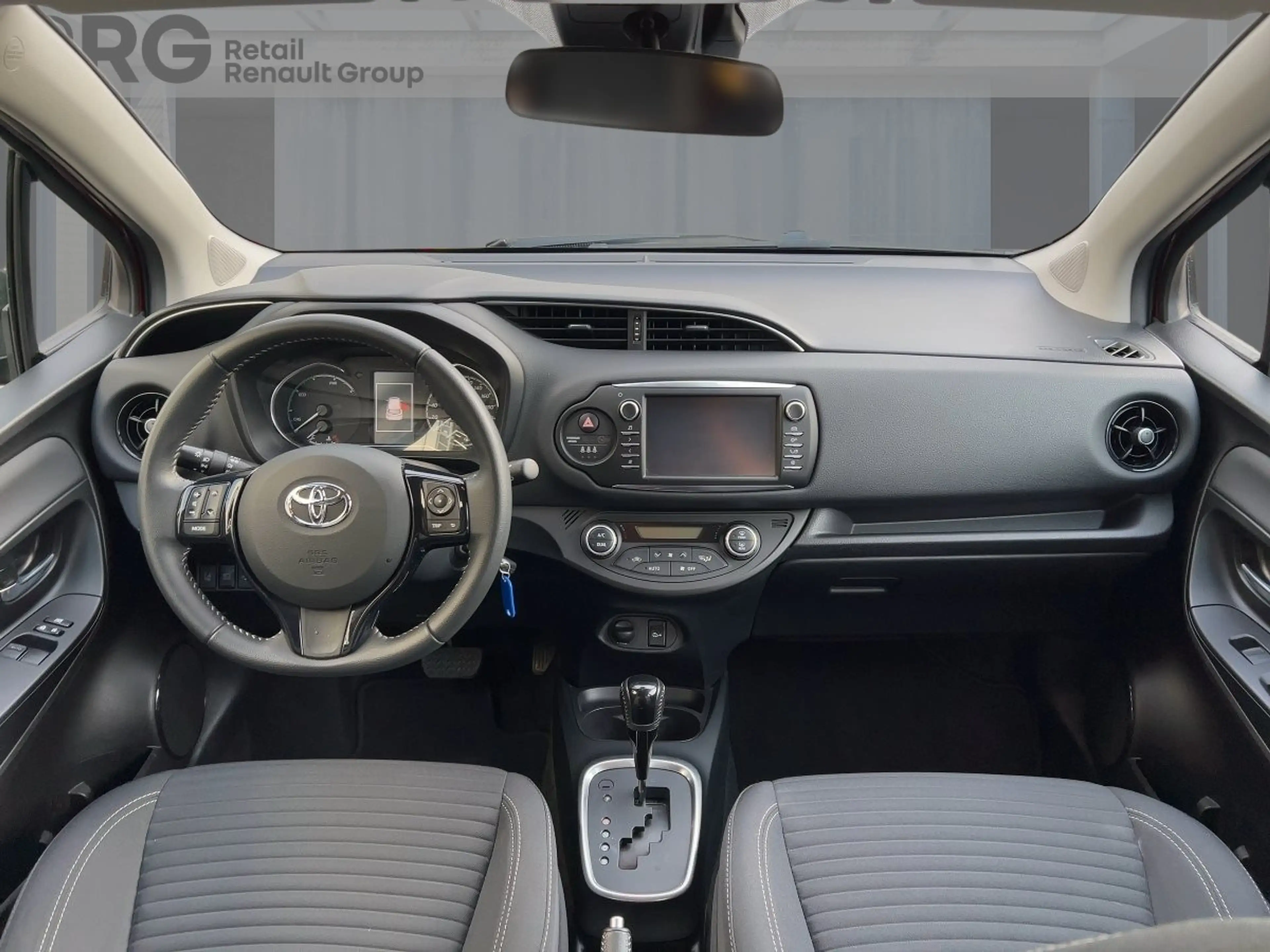 Toyota Yaris 1.5 Dual-VVT-I HYBRID Team D — photo 10