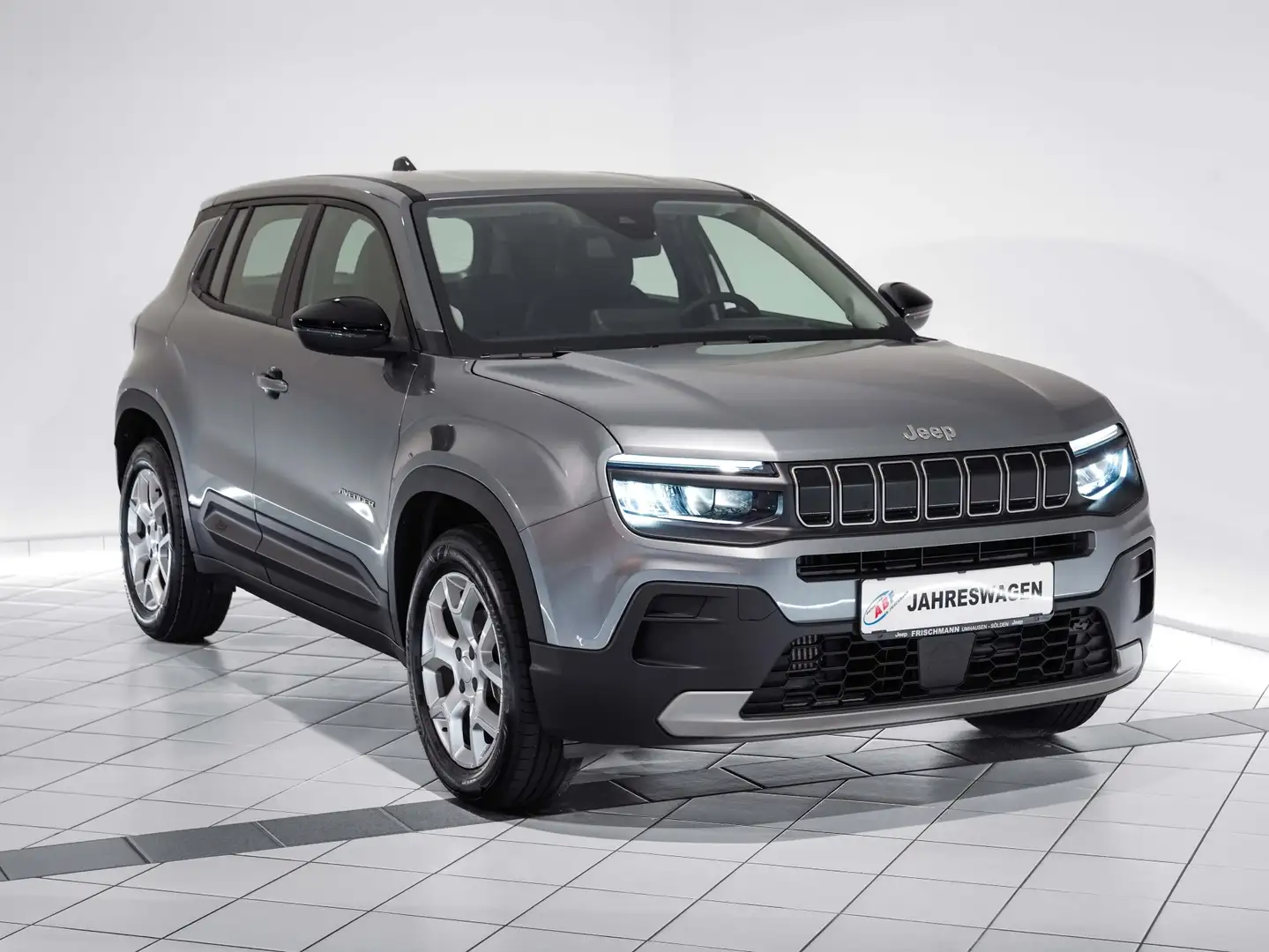 Jeep Avenger Altitude Grau - 2
