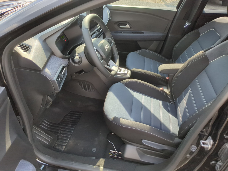 Dacia Jogger Hybrid 155 Journey 5-S SHZ Navi MV-Kamera — photo 5