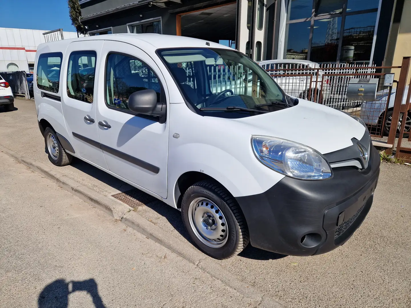 Renault Kangoo 1.5 dci Autocarro Maxi -NO CLIMA- Bianco - 2