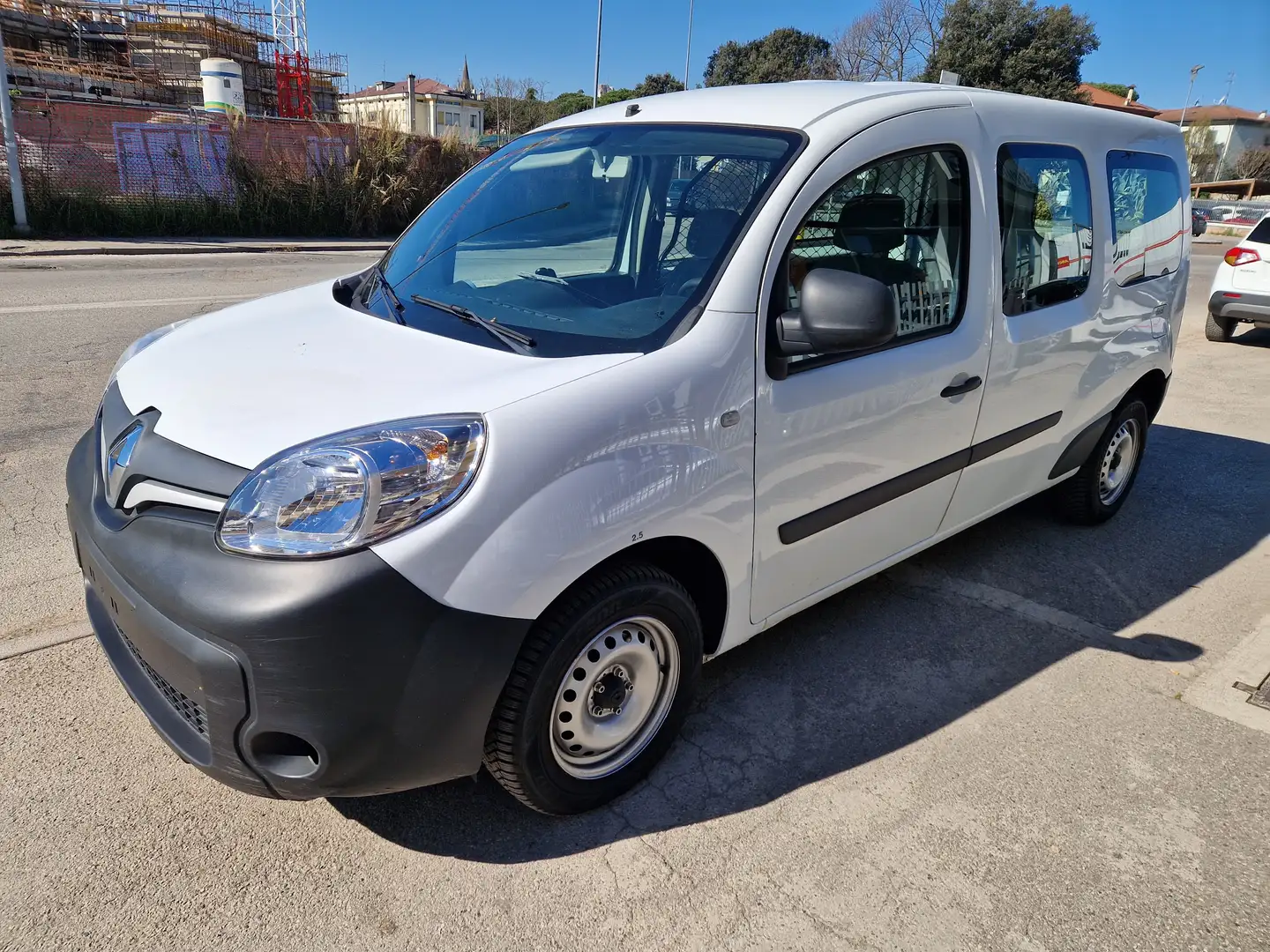 Renault Kangoo 1.5 dci Autocarro Maxi -NO CLIMA- Bianco - 1