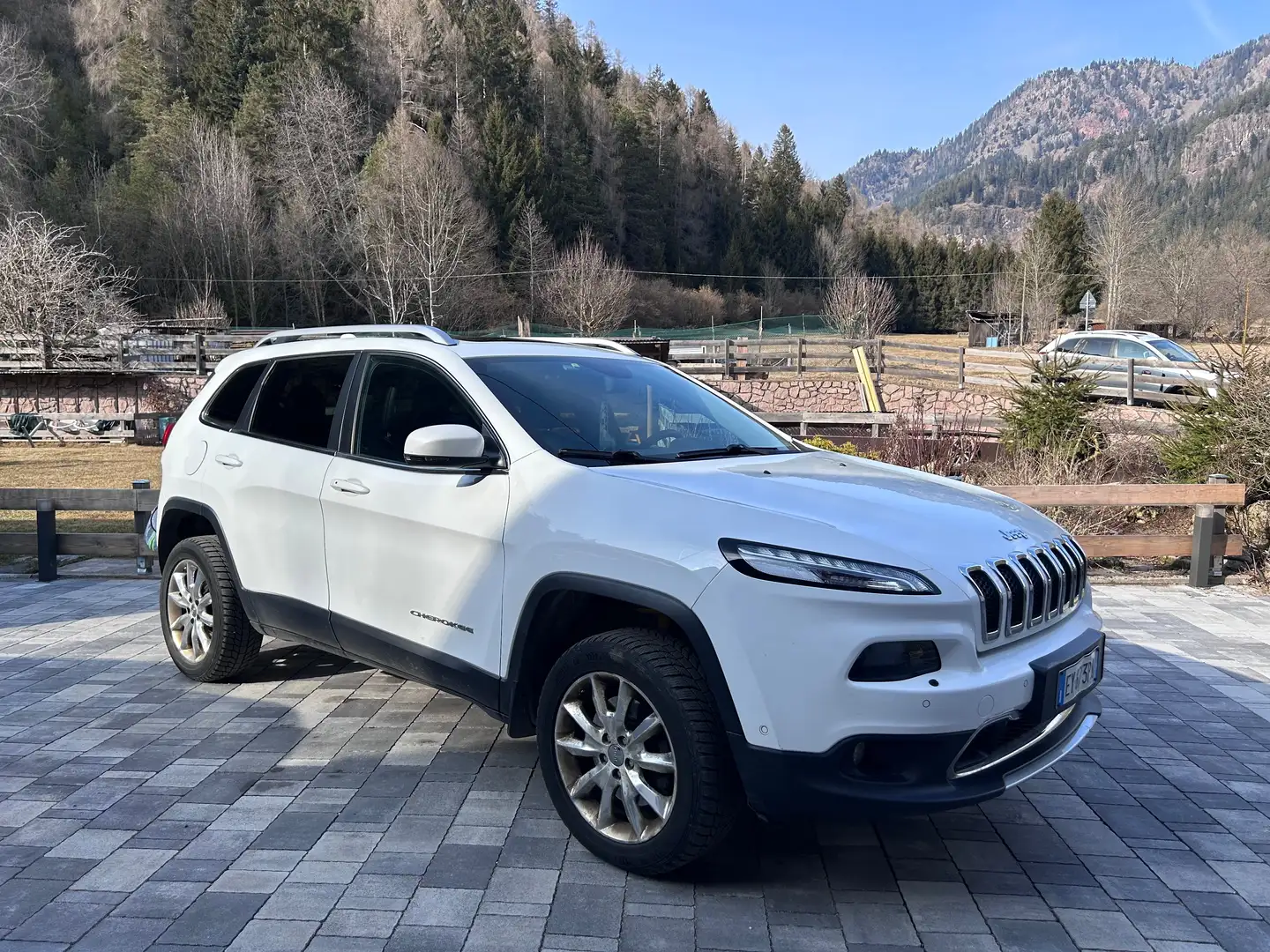 Jeep Cherokee Cherokee V 2014 2.0 mjt II Limited 4wd 170cv Blanco - 1