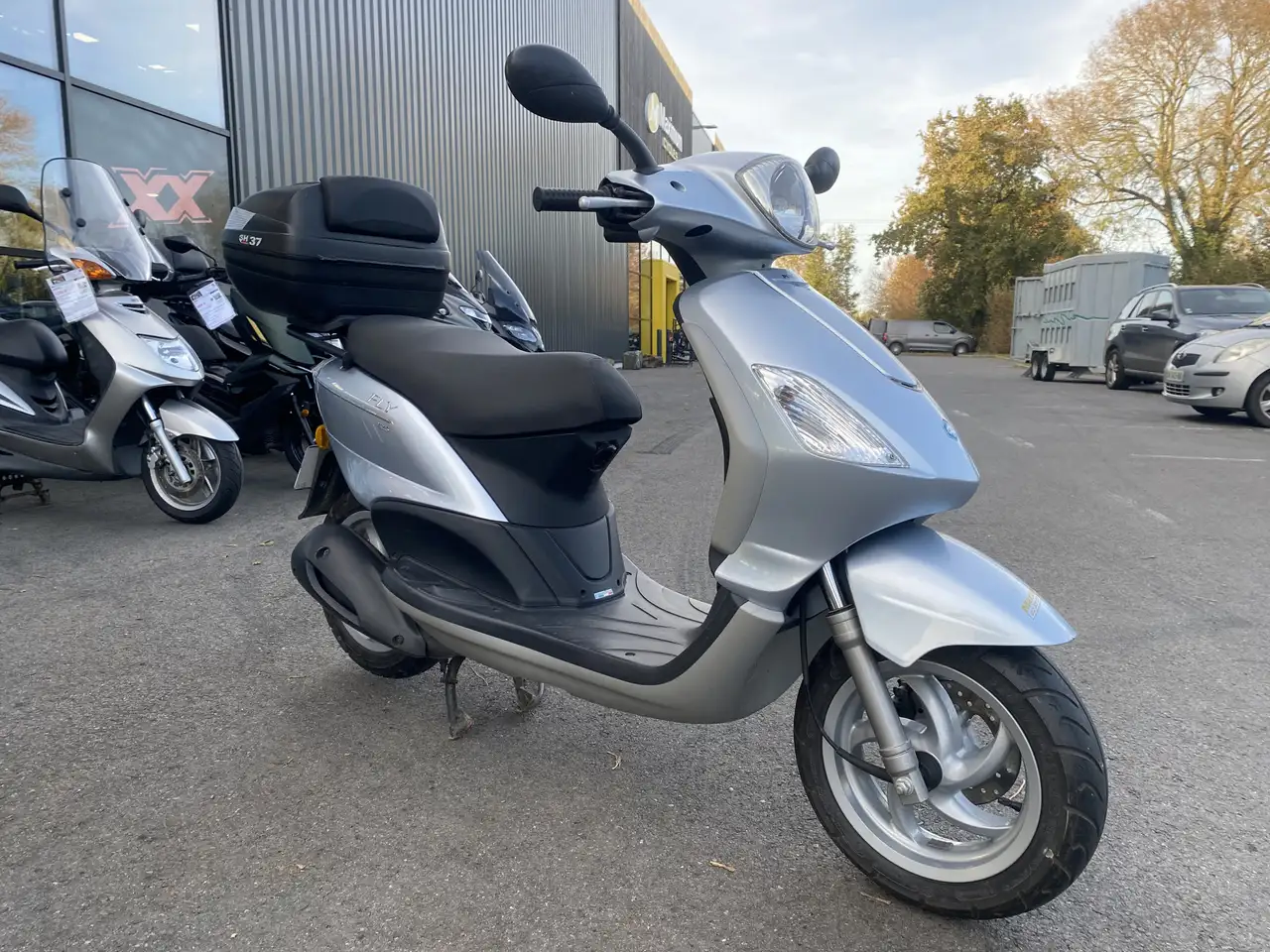 Piaggio Fly 125