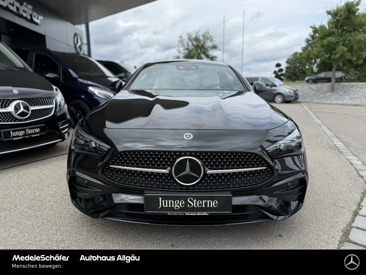Mercedes-Benz CLE 450 CLE 450 4M AMG Night 20" MASSAGE 3D NAPPA NP102 Negru - 2