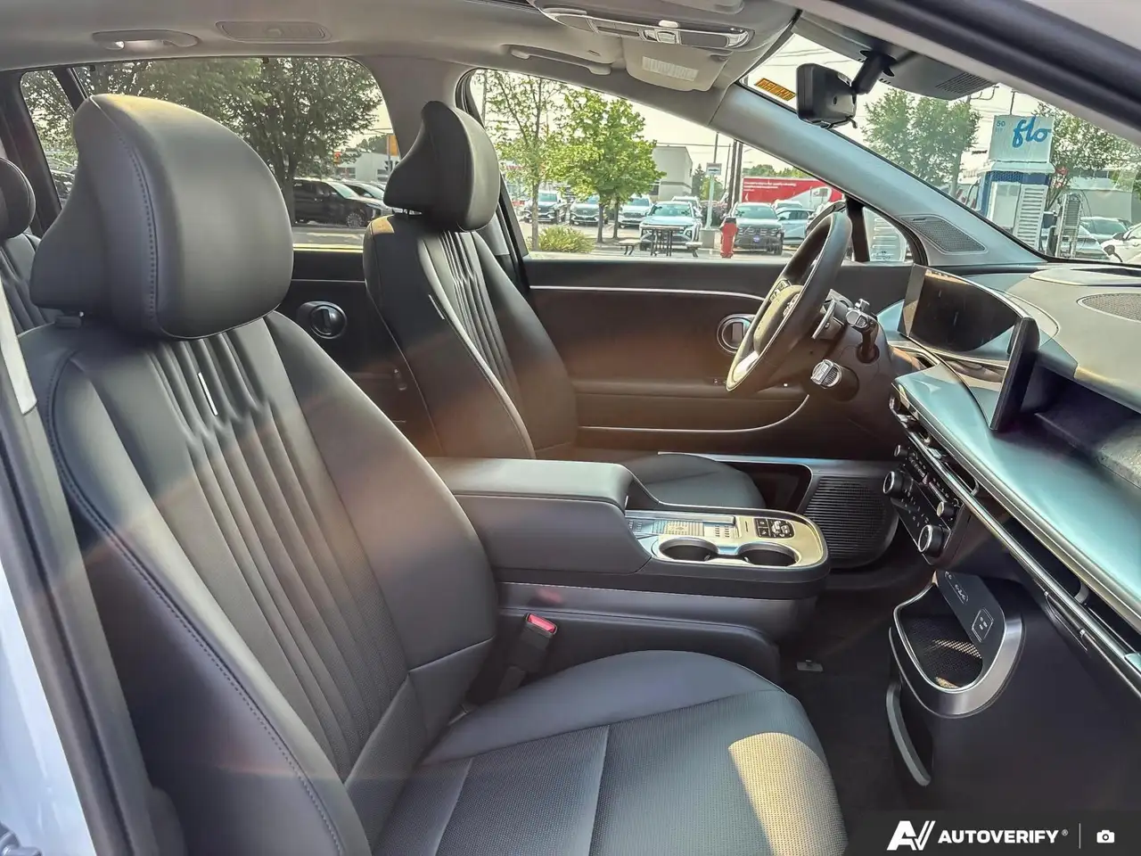 Hyundai IONIQ 9 снимка Hyundai IONIQ 9