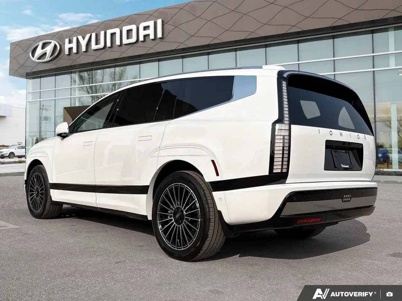 Hyundai IONIQ 9 снимка Hyundai IONIQ 9