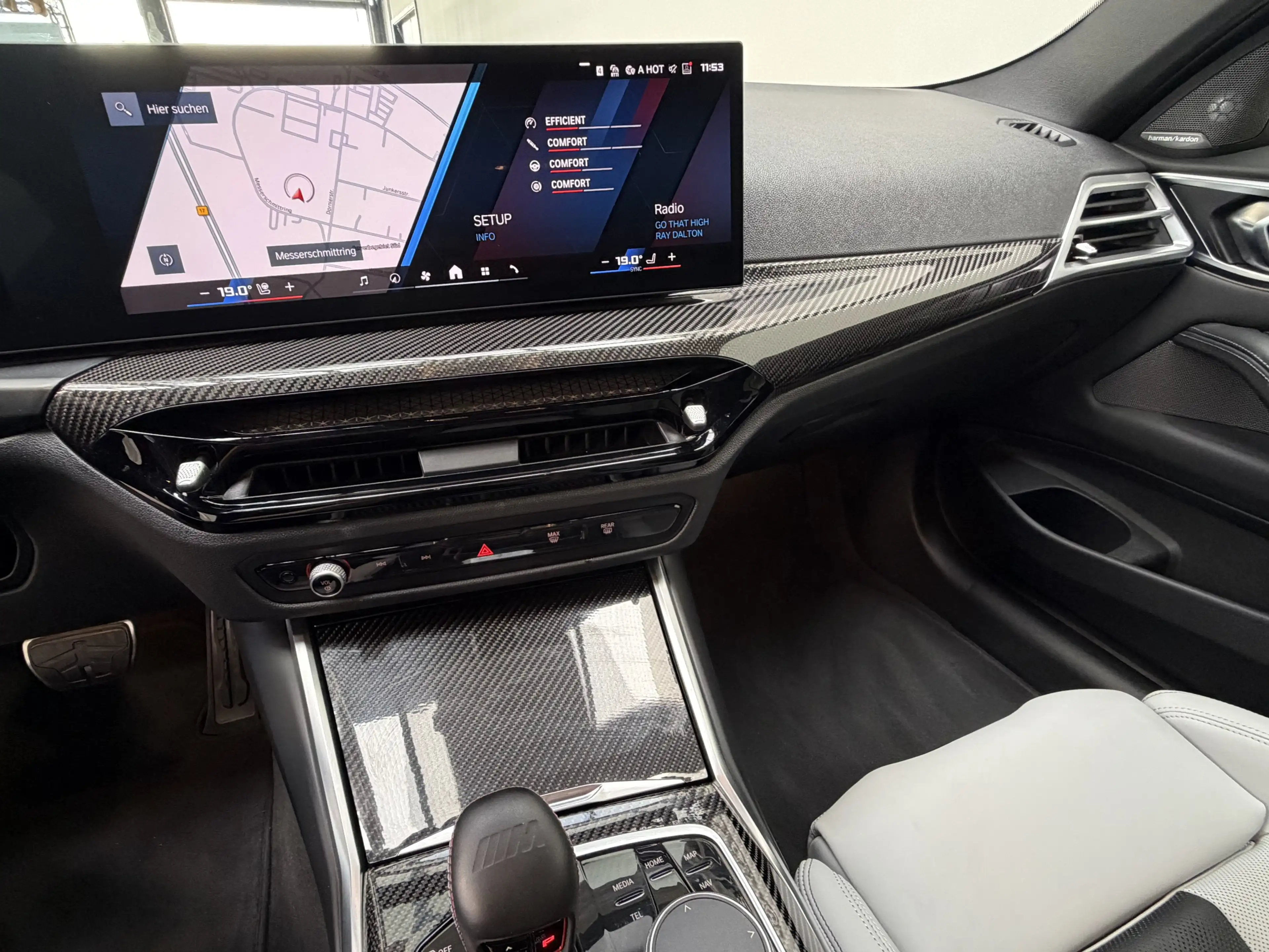 BMW M4 xDrive Competition Sitzlüft ACC 360° Carbon — photo 9