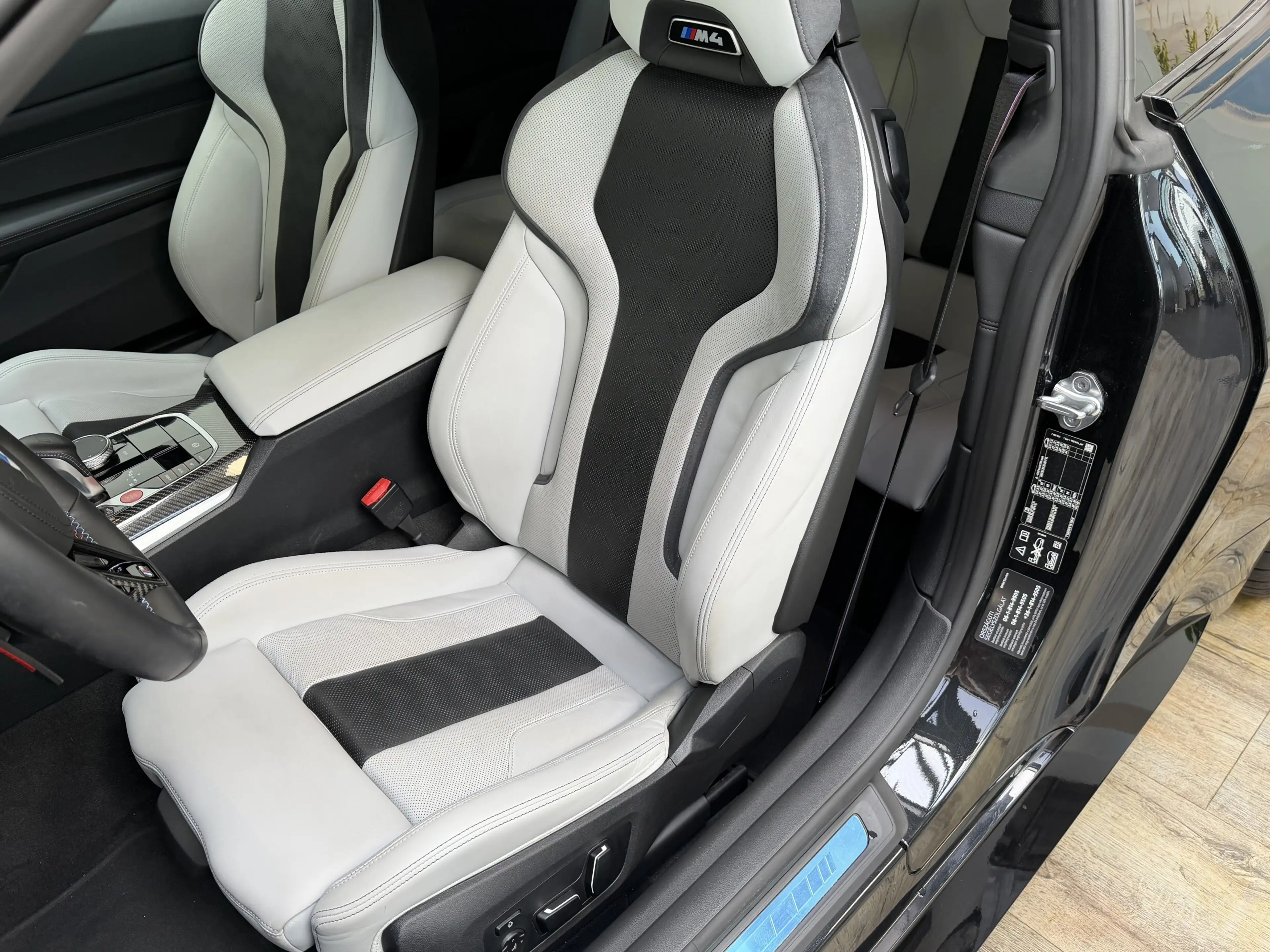 BMW M4 xDrive Competition Sitzlüft ACC 360° Carbon — photo 13