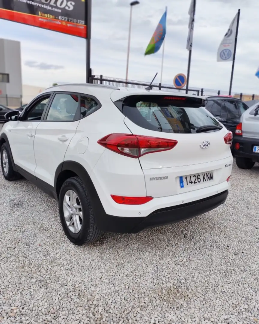 Hyundai TUCSON 1.6 GDI BD Essence 4x2 Weiß - 2
