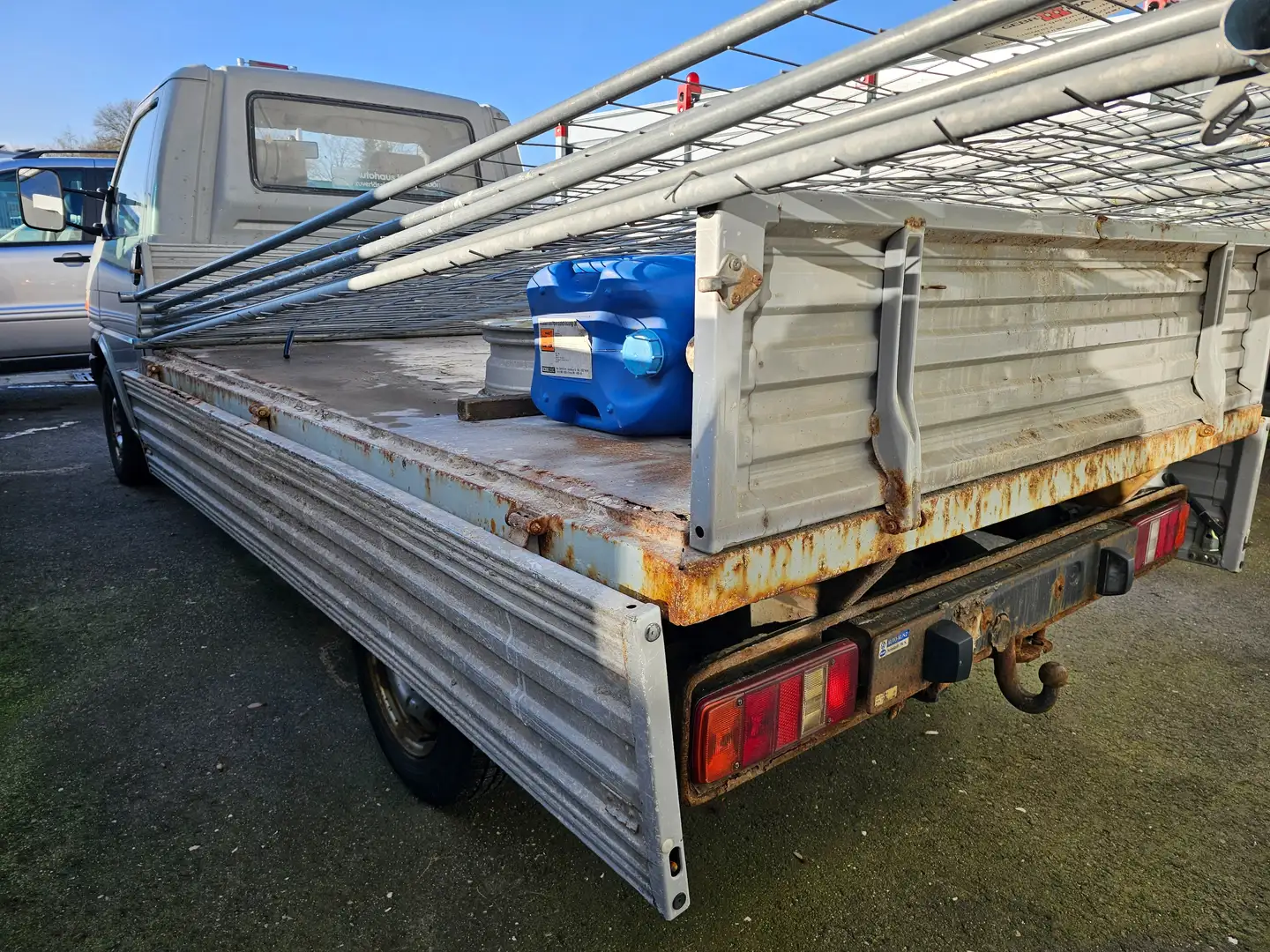 Volkswagen T4 Pritsche 2.0 Benzin - langer Radstand Azul - 2