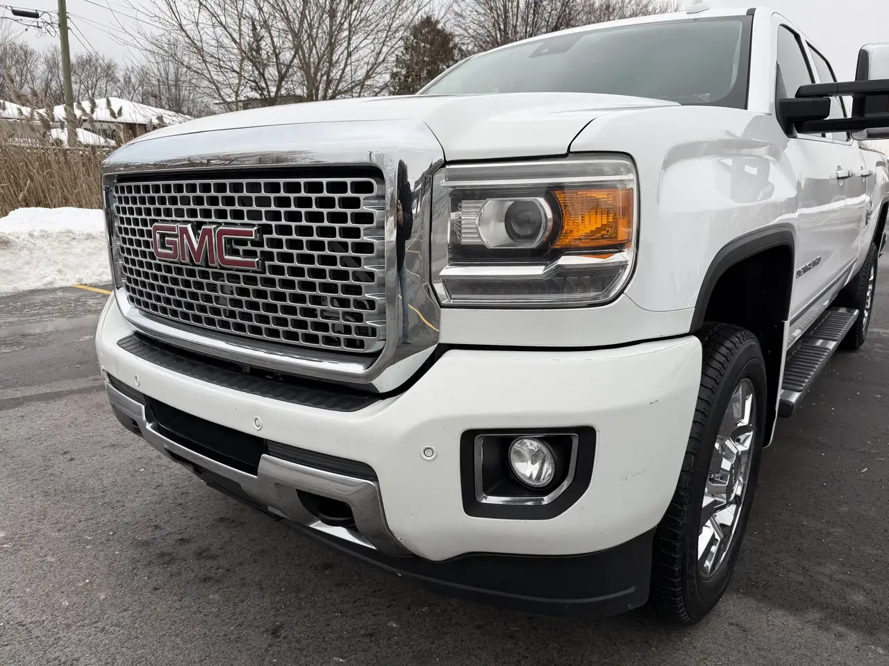 GMC Sierra 2500HD снимка GMC Sierra 2500HD