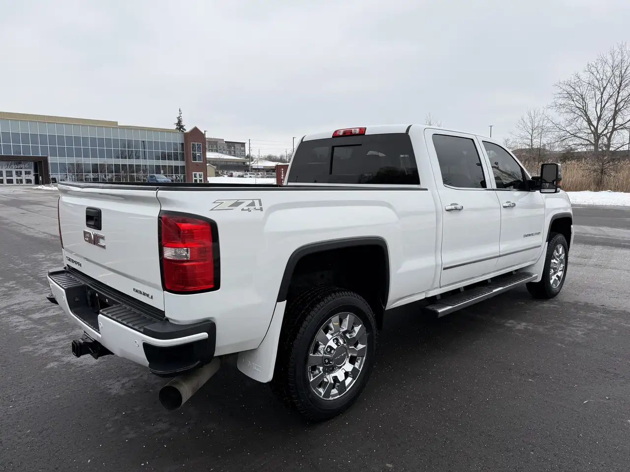GMC Sierra 2500HD снимка GMC Sierra 2500HD