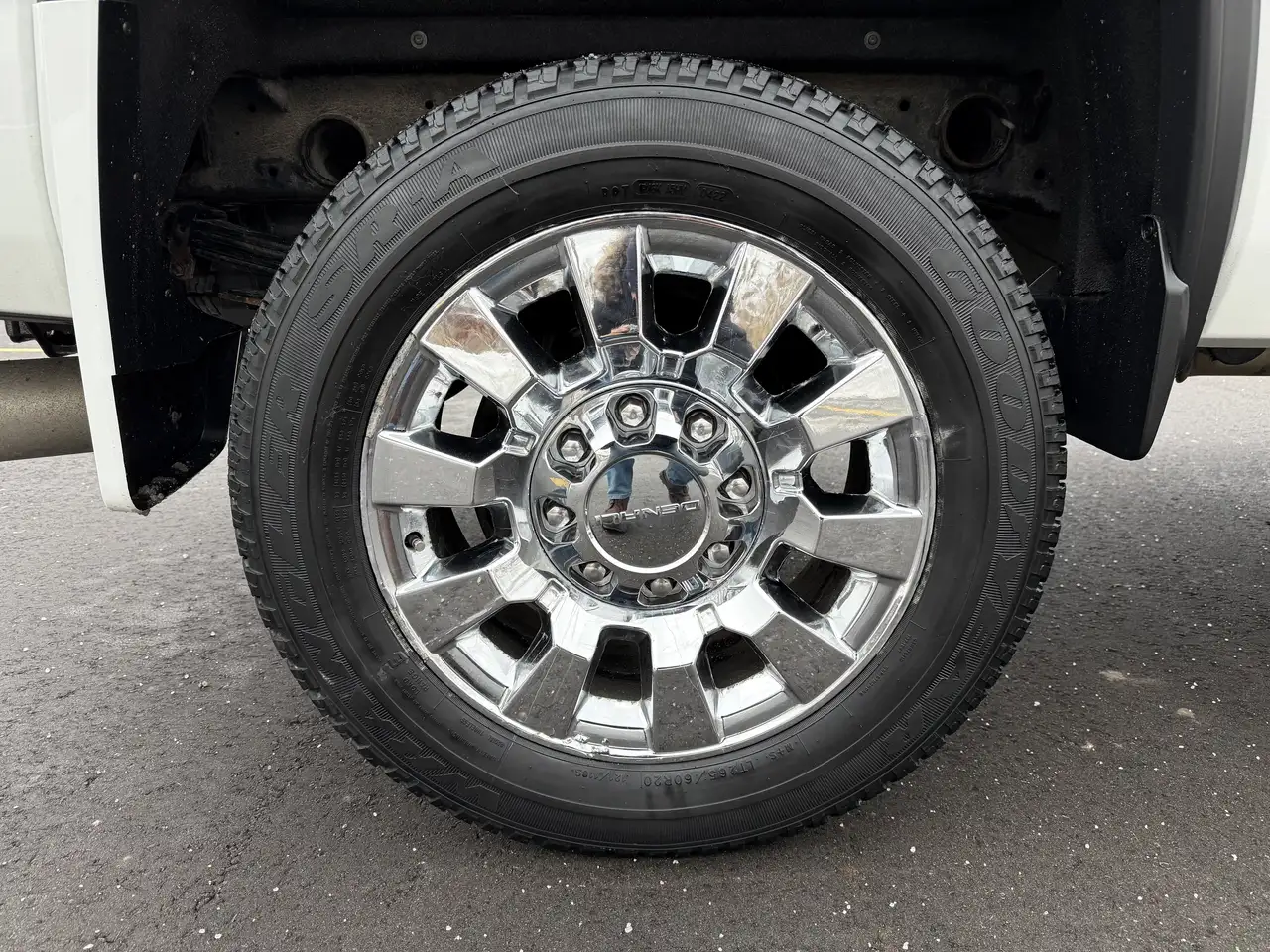 GMC Sierra 2500HD снимка GMC Sierra 2500HD