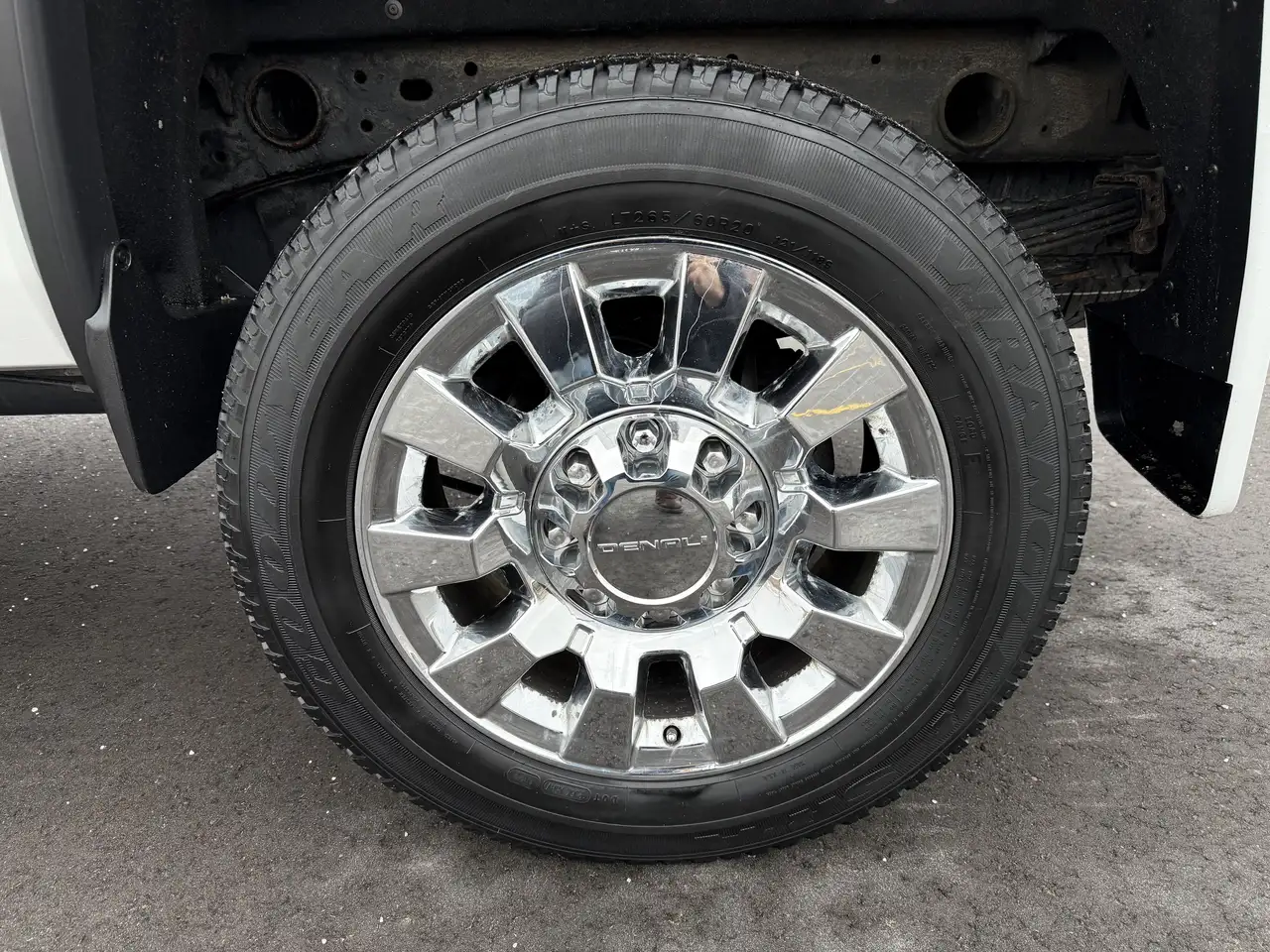 GMC Sierra 2500HD снимка GMC Sierra 2500HD
