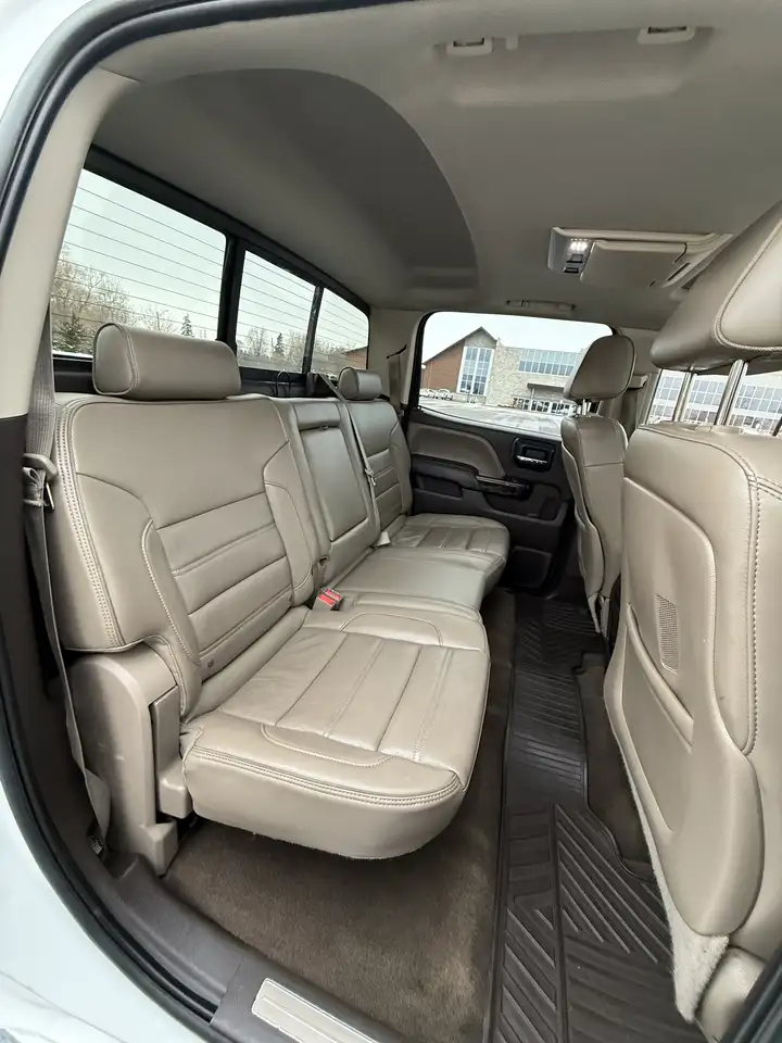 GMC Sierra 2500HD снимка GMC Sierra 2500HD