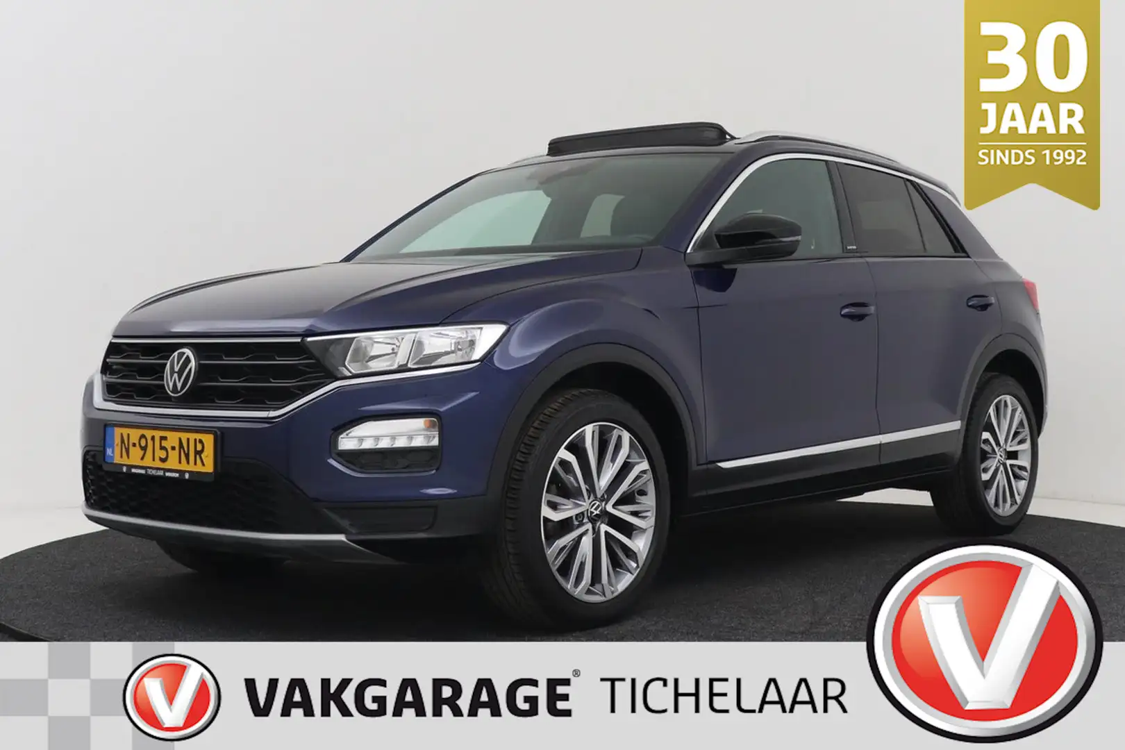 Volkswagen T-Roc 1.0 TSI United | Trekhaak | Panoramadak | Dealer O Blauw - 1