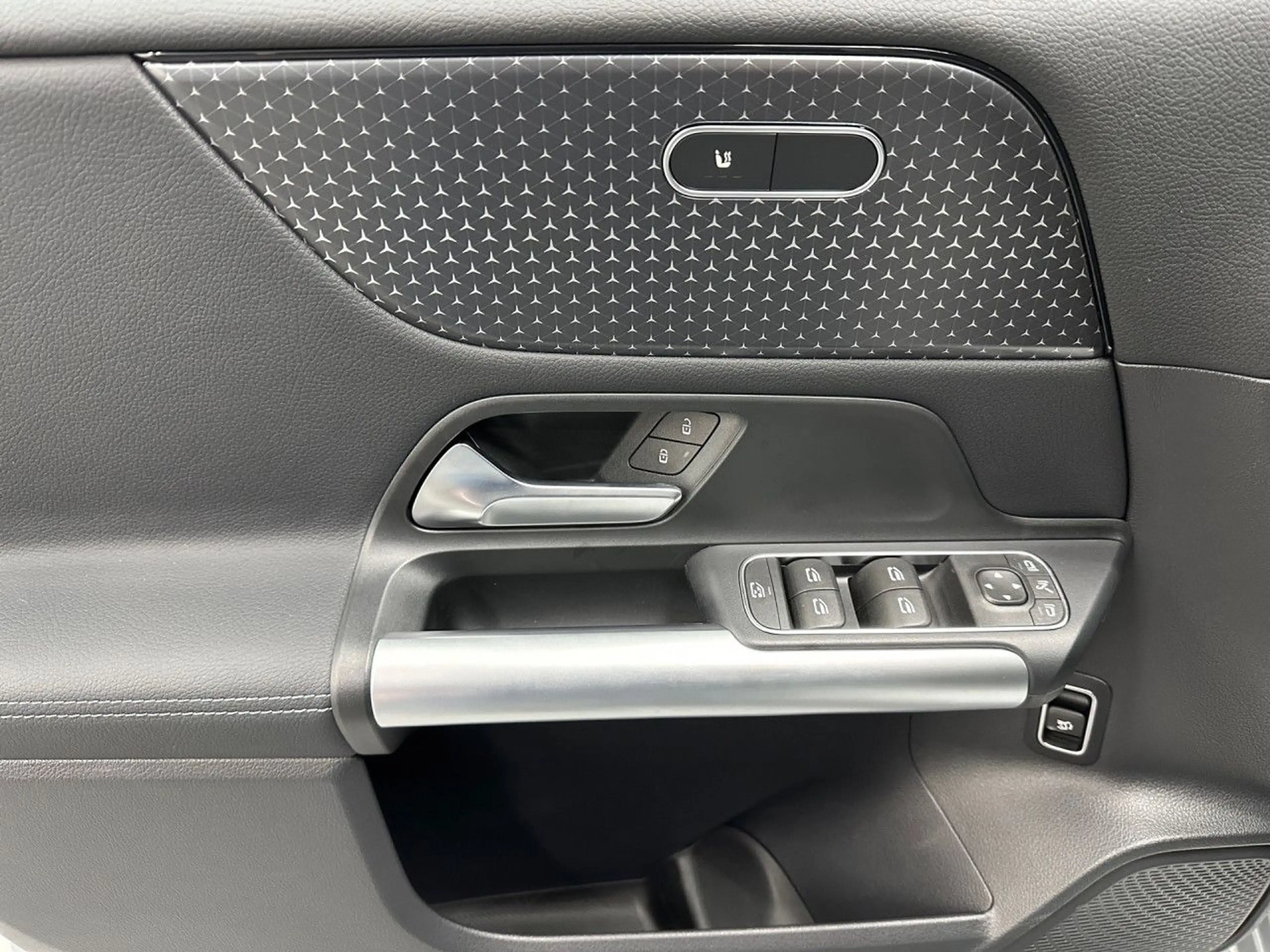 Mercedes-Benz B 220 d Progressive DISTRO+360°+TOTWNKL+DAB+PTS — photo 15