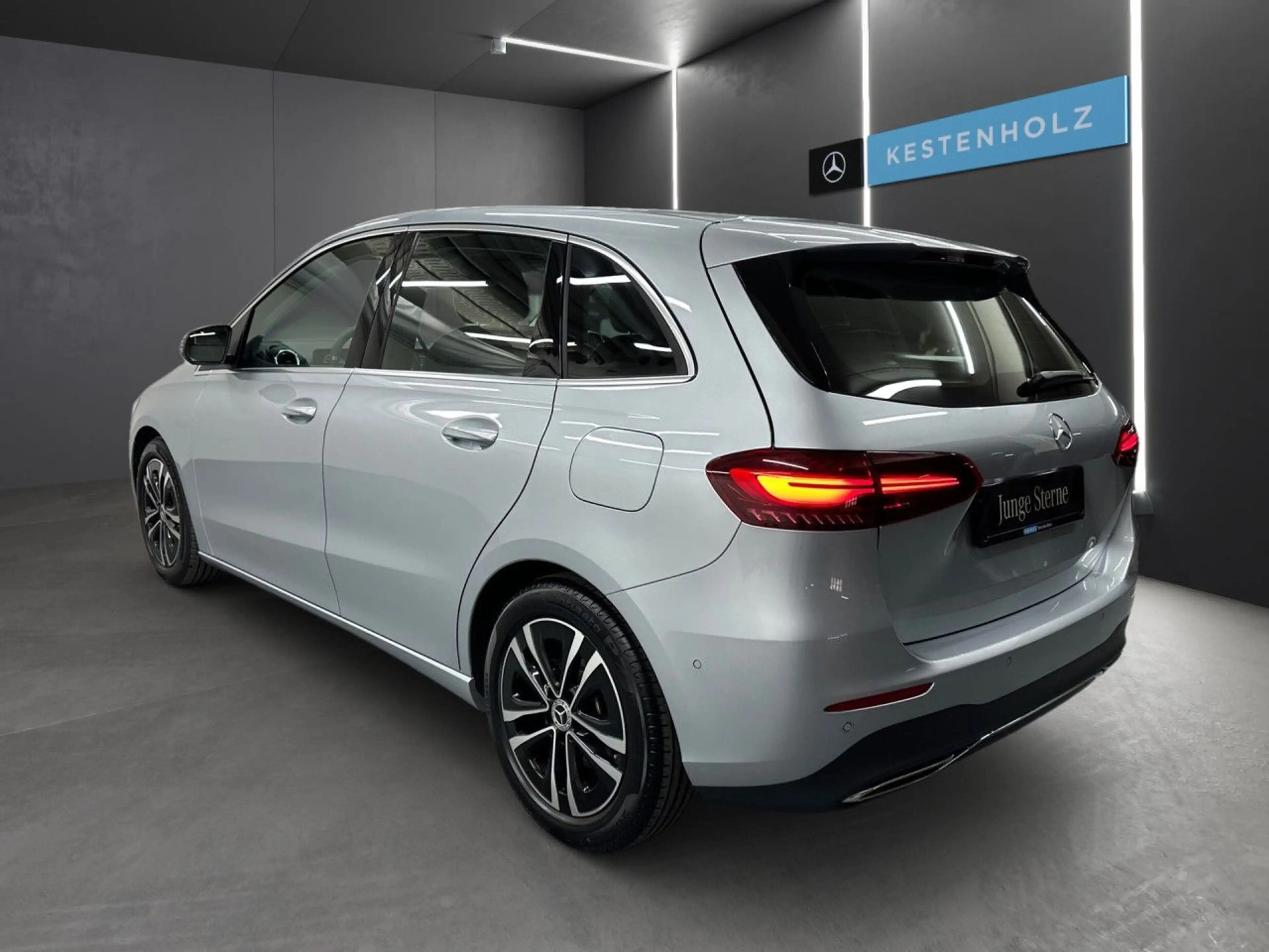 Mercedes-Benz B 220 d Progressive DISTRO+360°+TOTWNKL+DAB+PTS — photo 5