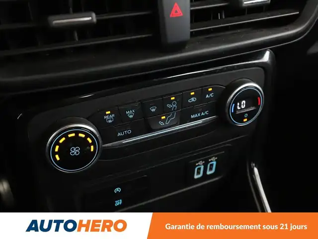 Ford EcoSport view 26