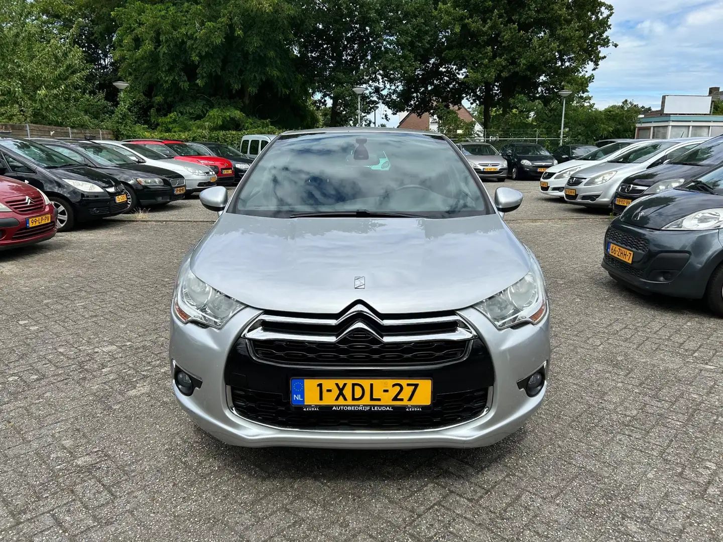 Citroen DS4 1.6 VTi Chic // Nieuwe APK // Nette auto Grijs - 2