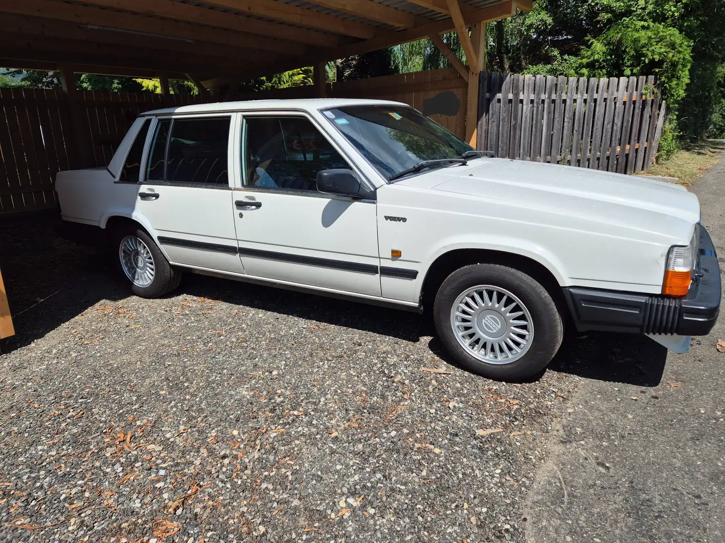 Volvo 740 740 Estate GL Weiß - 1