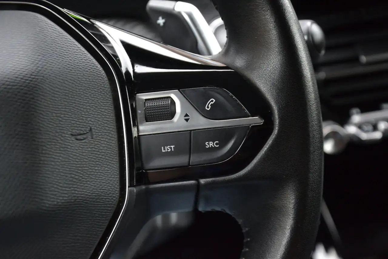 Peugeot 208 1.2 PureTech Allure Pack Automaat Cruise Apple, миниатюра 17