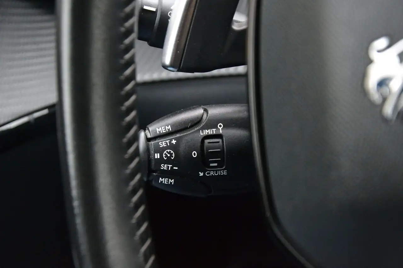 Peugeot 208 1.2 PureTech Allure Pack Automaat Cruise Apple, миниатюра 15