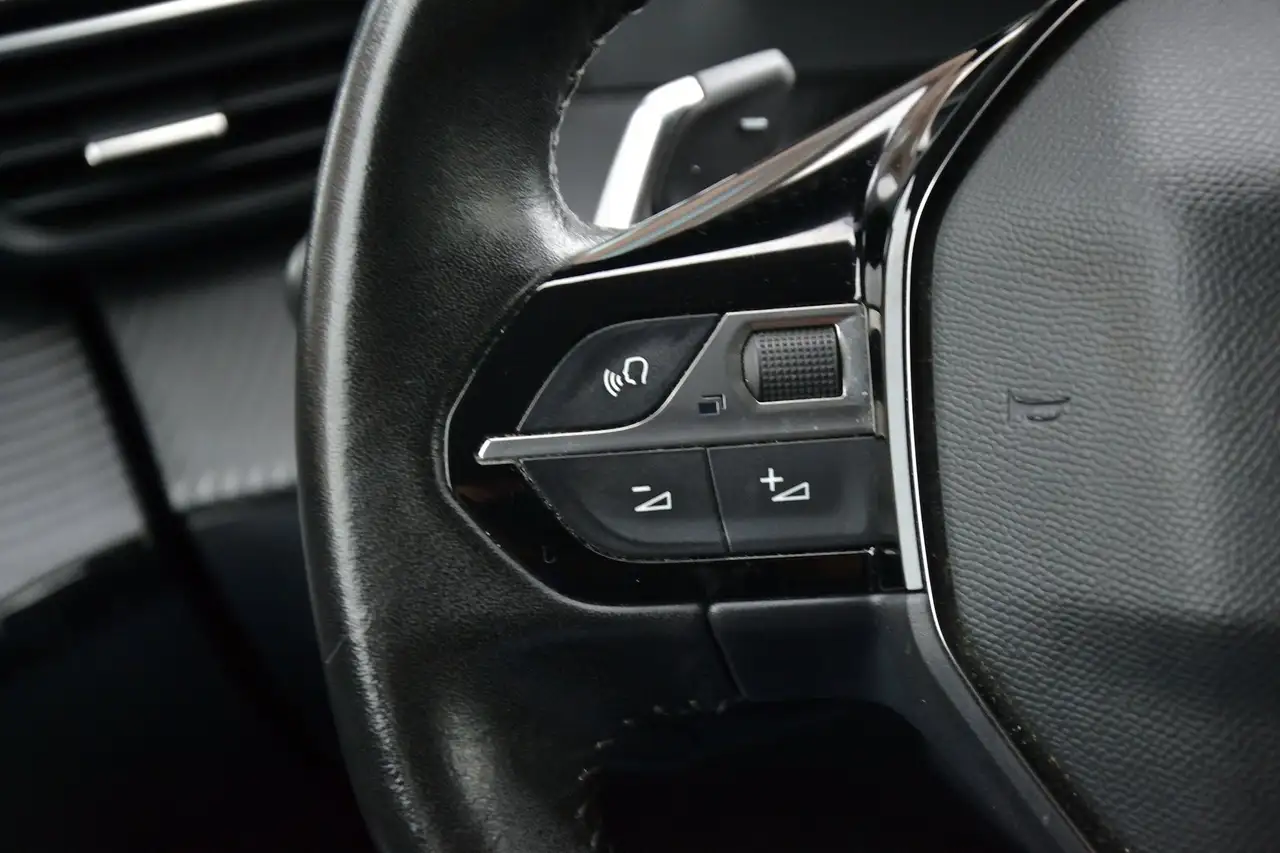 Peugeot 208 1.2 PureTech Allure Pack Automaat Cruise Apple, миниатюра 16