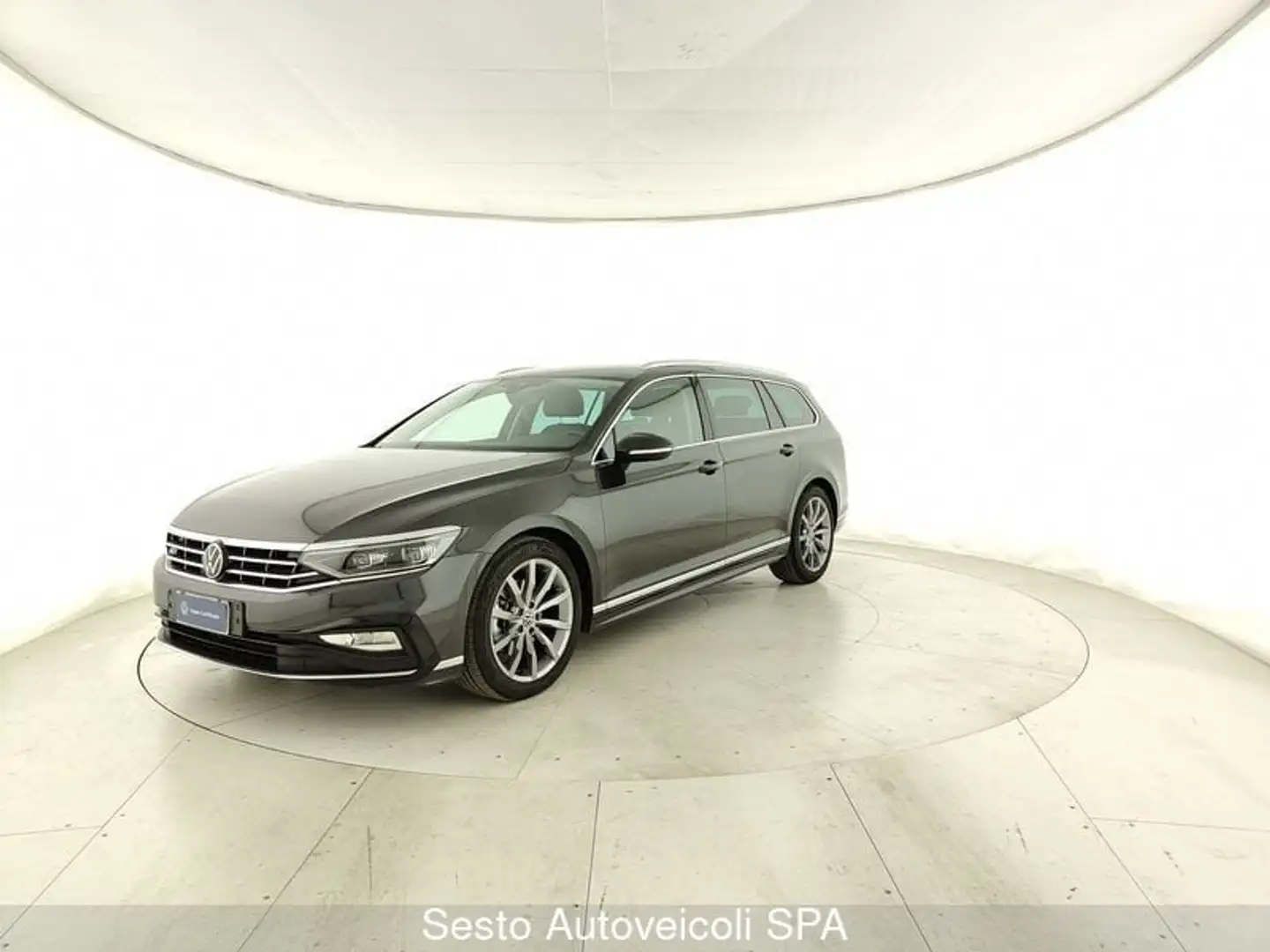 Volkswagen Passat Variant Variant 2.0 TDI SCR EVO DSG Executive Grigio - 1