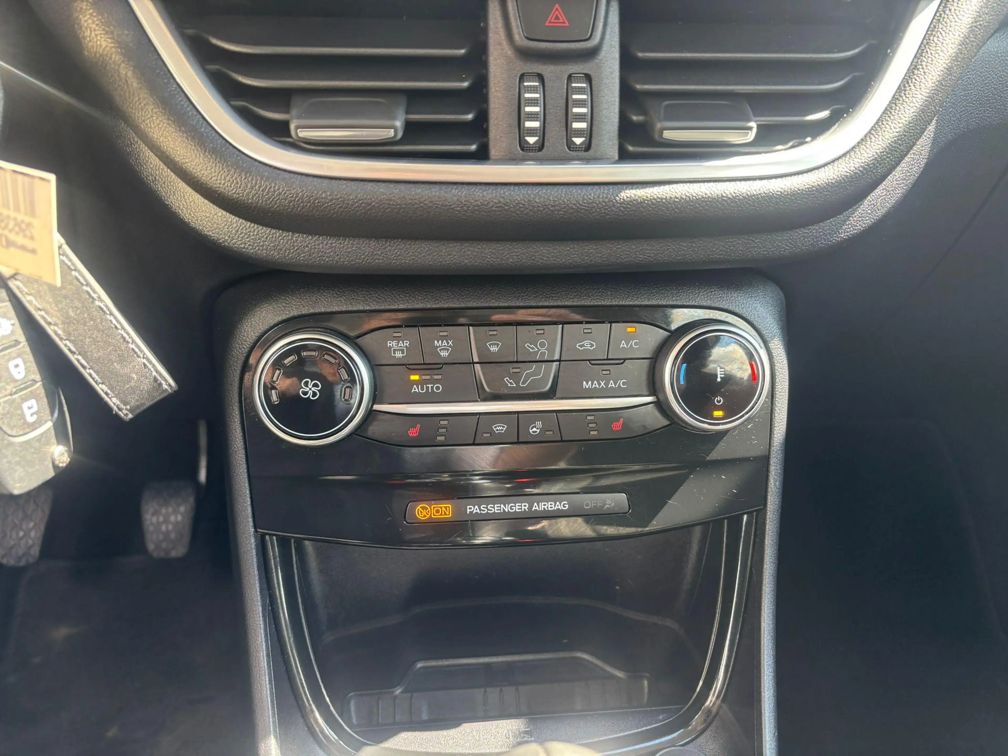 Ford Puma 1.0 EcoBoost Hybrid Titanium — photo 11