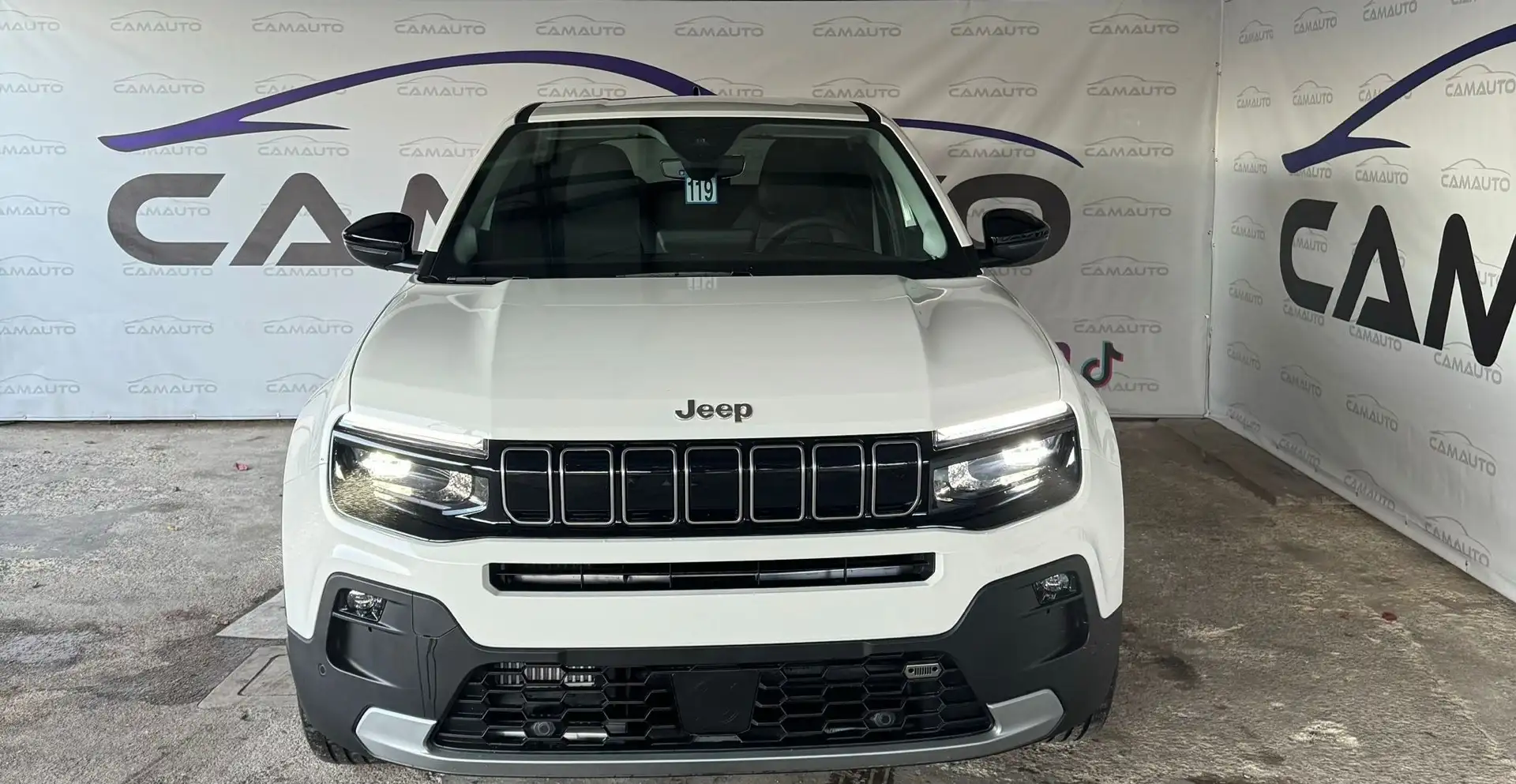 Jeep Avenger 1.2 turbo Summit fwd 100cv Bianco - 1