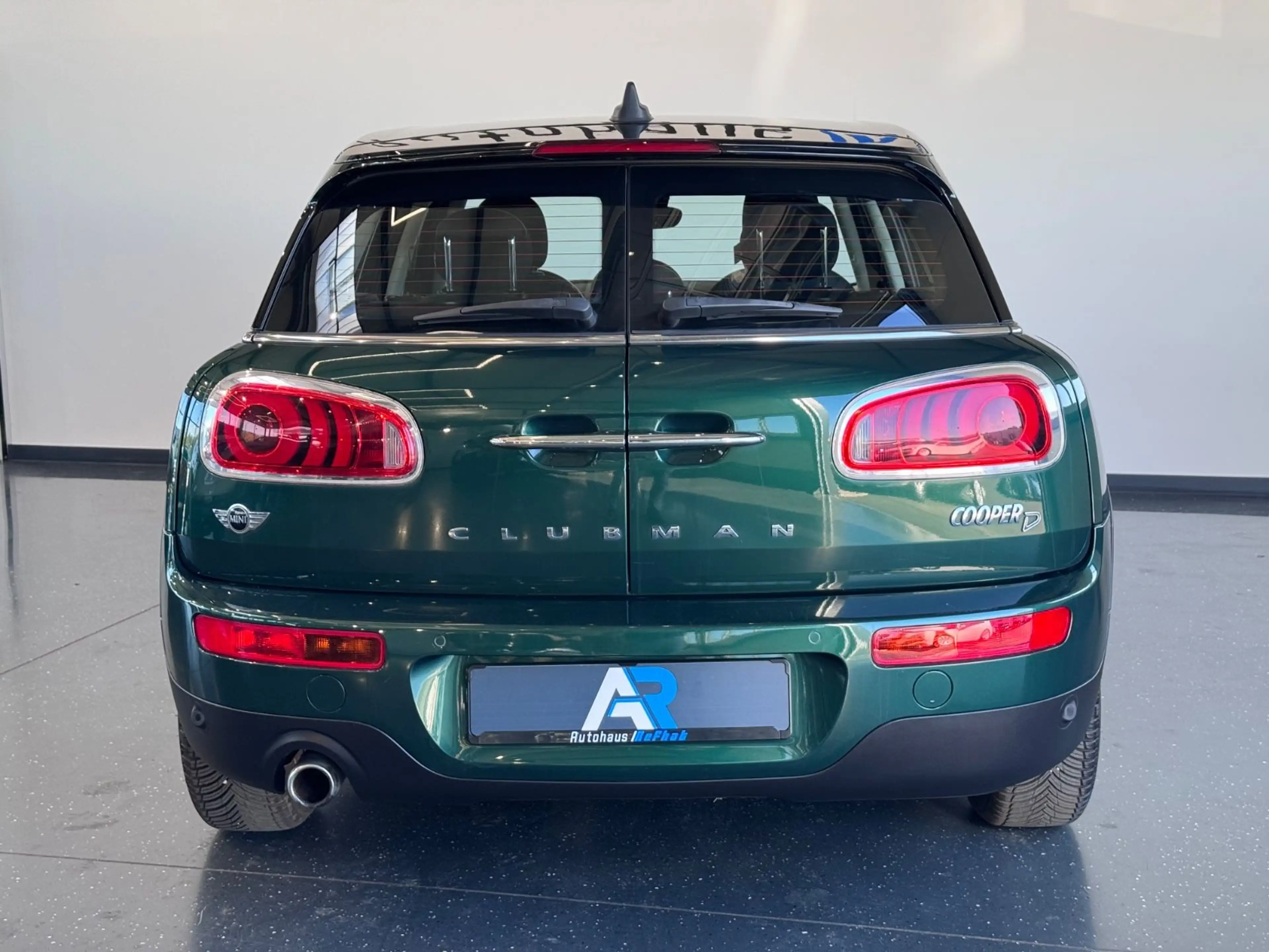 MINI Cooper D Clubman *PDC*SHZ*XENON* — photo 9