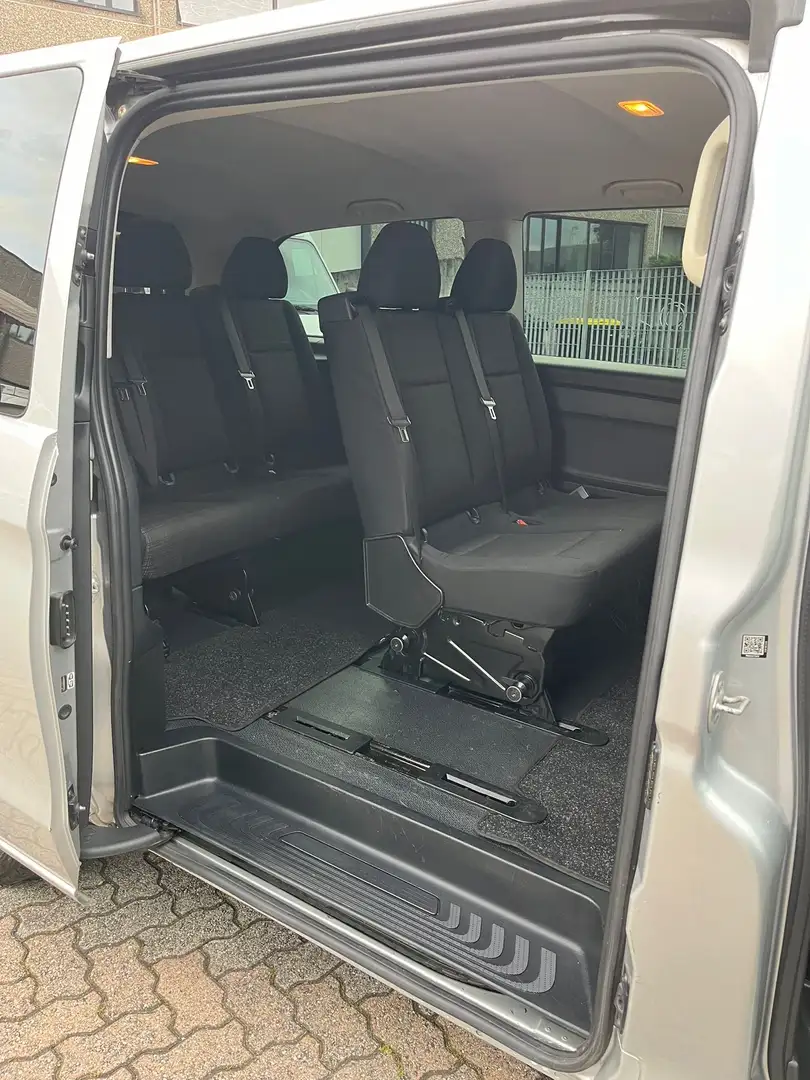 Mercedes-Benz Vito 9 posti vetrato autovettura - 2